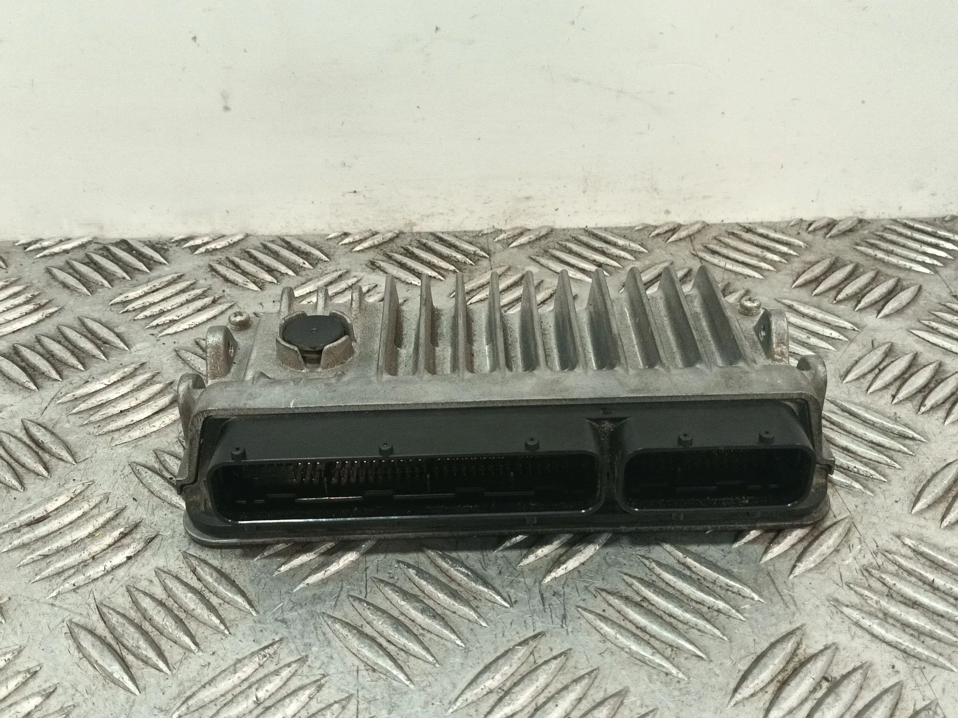 Centralita Motor Uce para Toyota Yaris (_P13_)