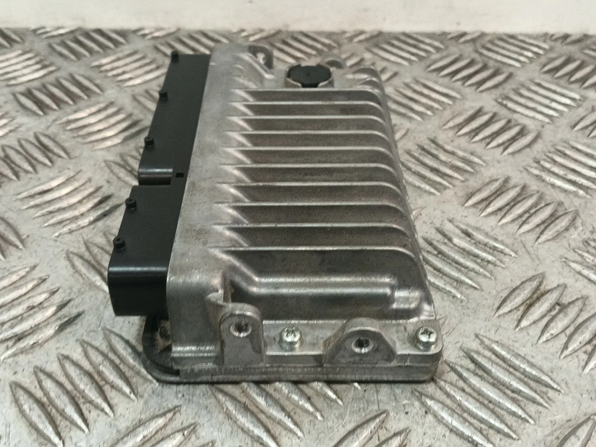 Centralita Motor Uce para Toyota Yaris (_P13_)