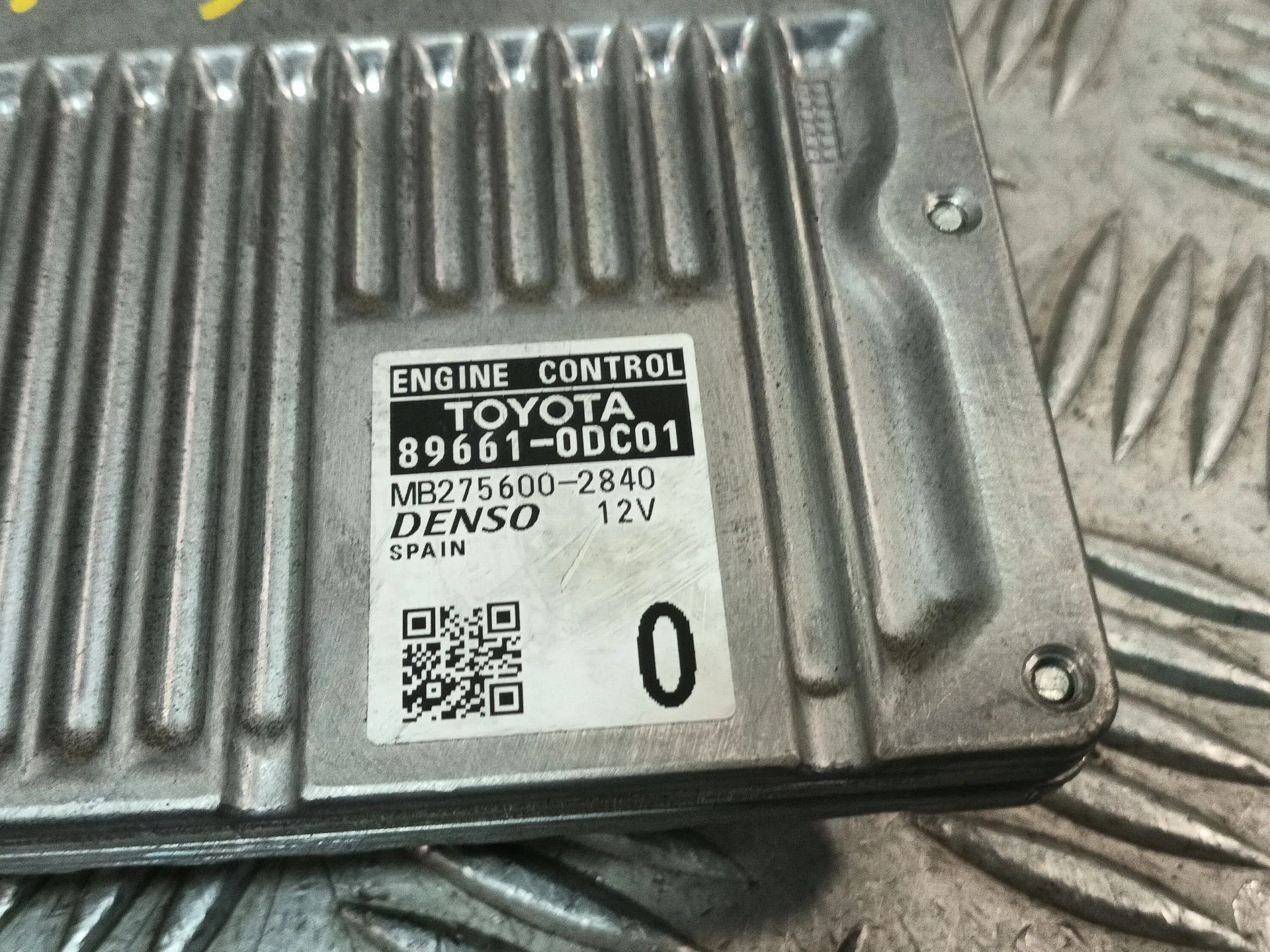 Centralita Motor Uce para Toyota Yaris (_P13_)