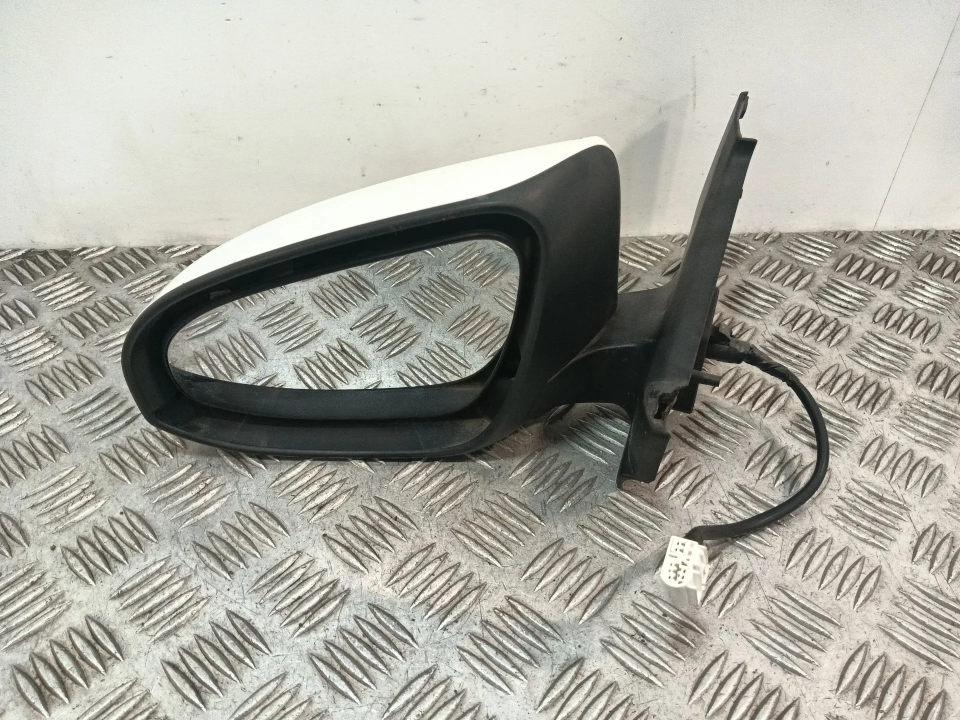 Retrovisor Izquierdo para Toyota Yaris (_P13_)