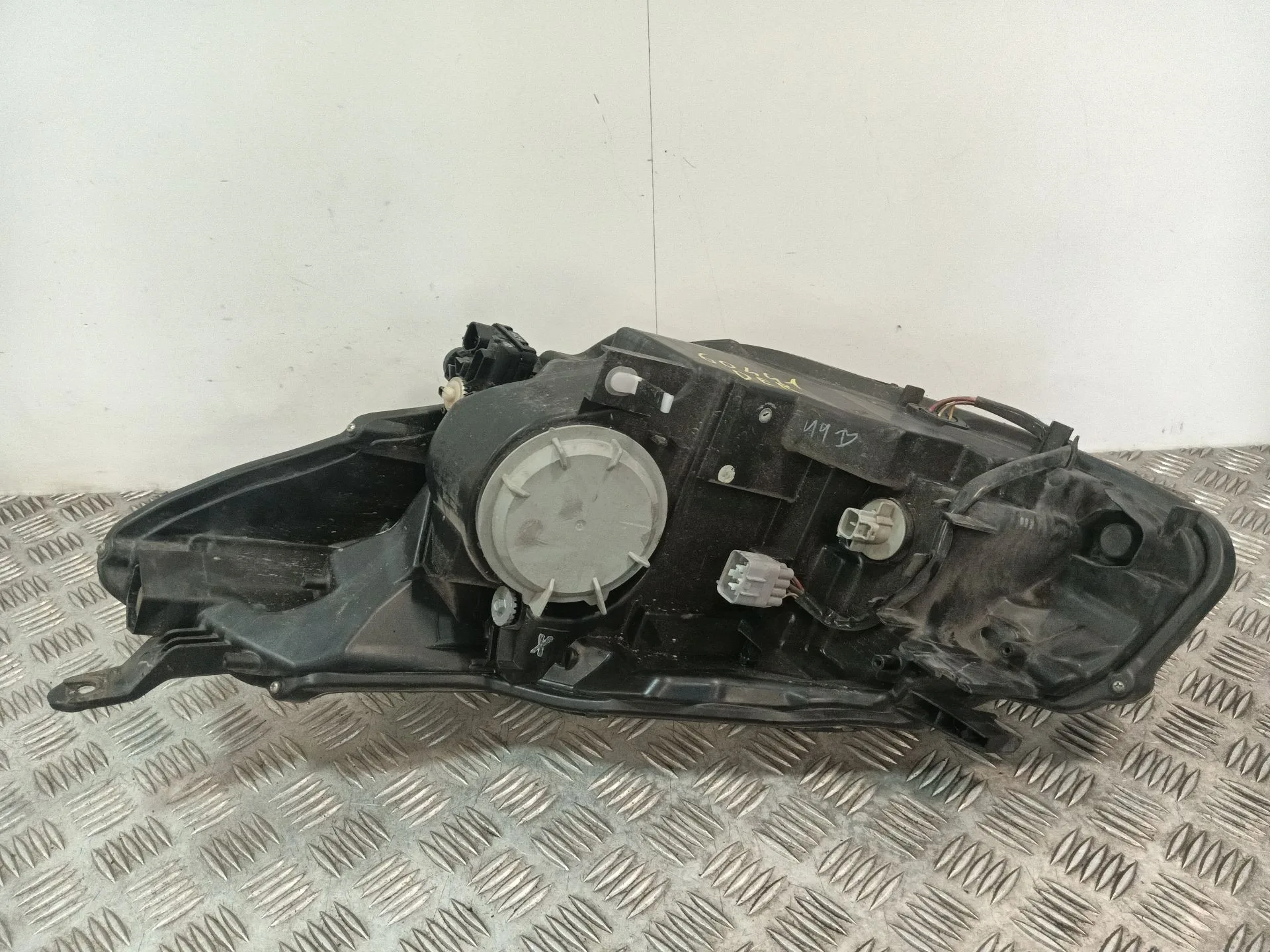 Faro Derecho para Toyota Yaris (_P13_)