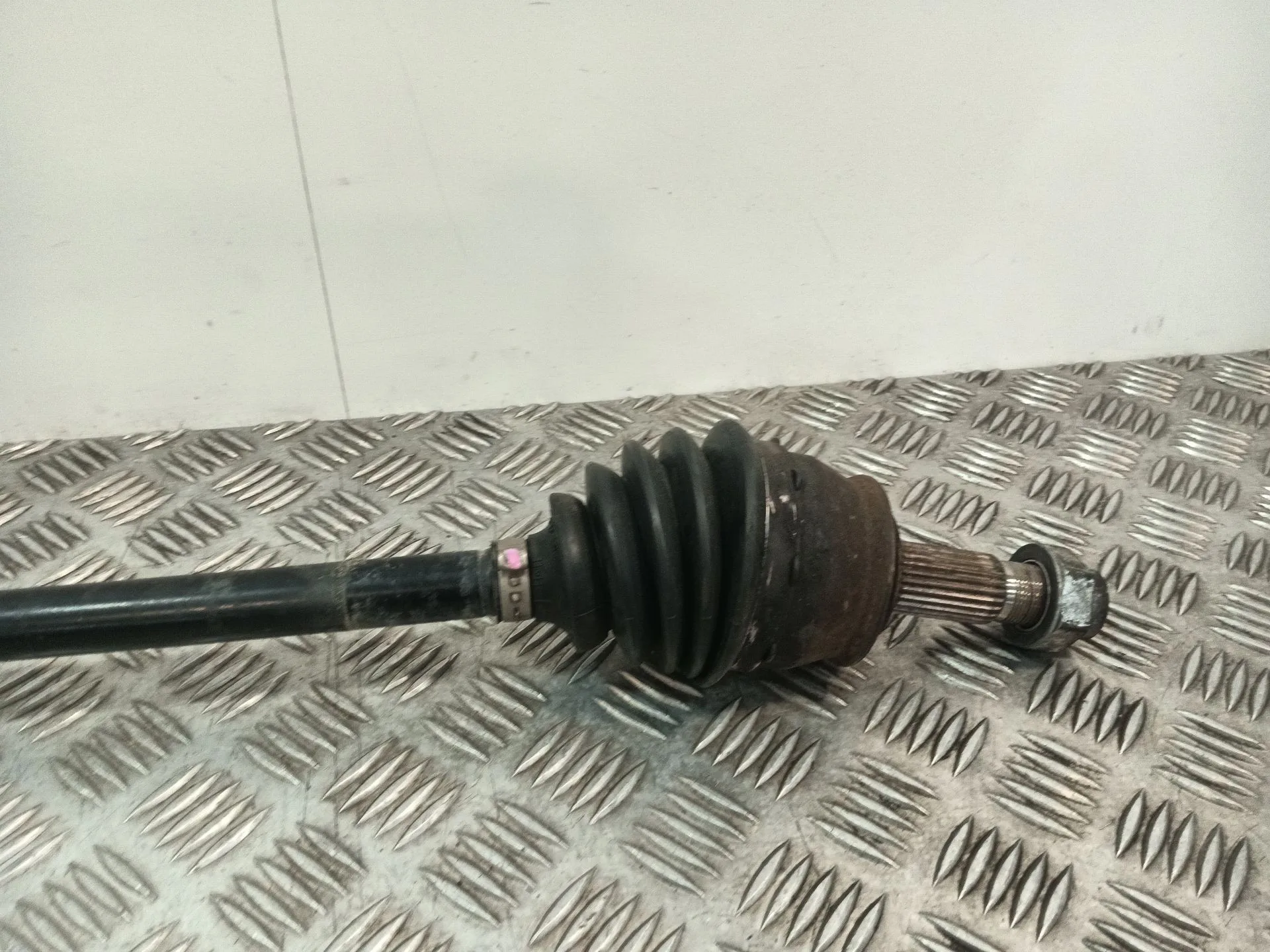 Transmision Delantera Derecha para Opel Corsa D (S07)