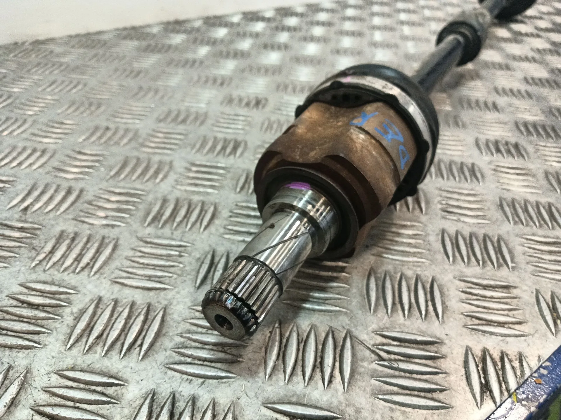 Transmision Delantera Derecha para Opel Corsa D (S07)