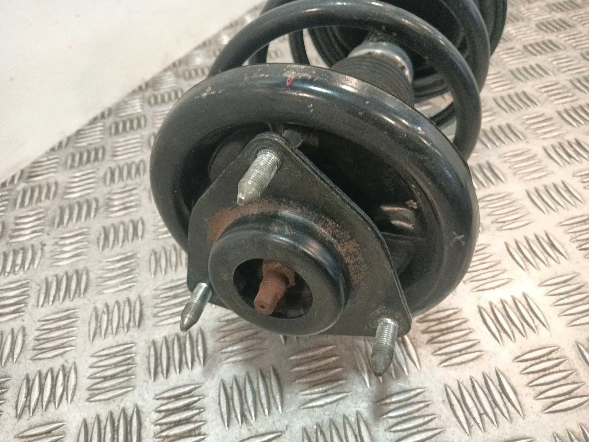 Amortiguador Delantero Derecho para Mitsubishi Lancer Berlina (Cy0)