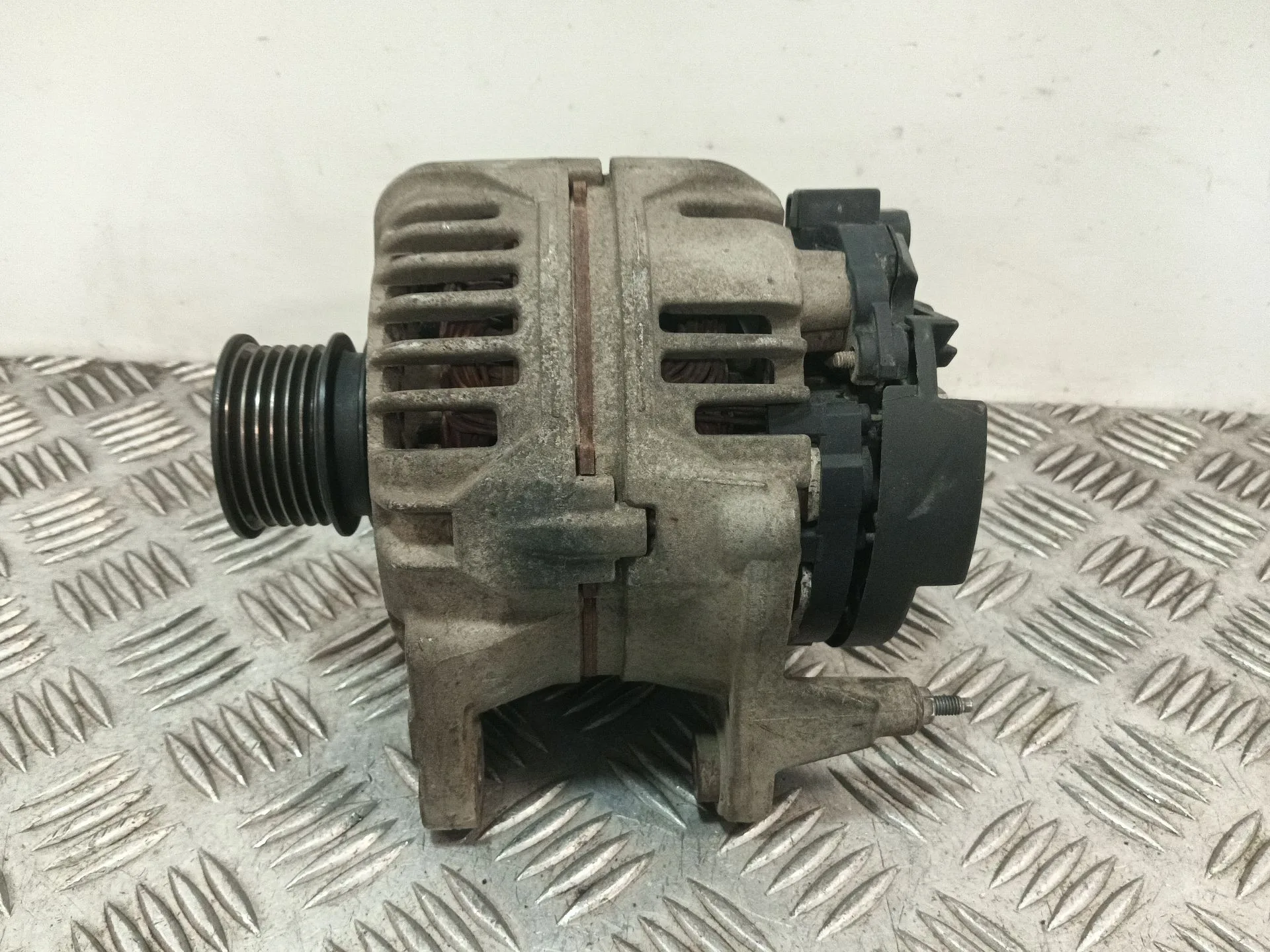 Alternador para Seat Ibiza Iii (6L1)