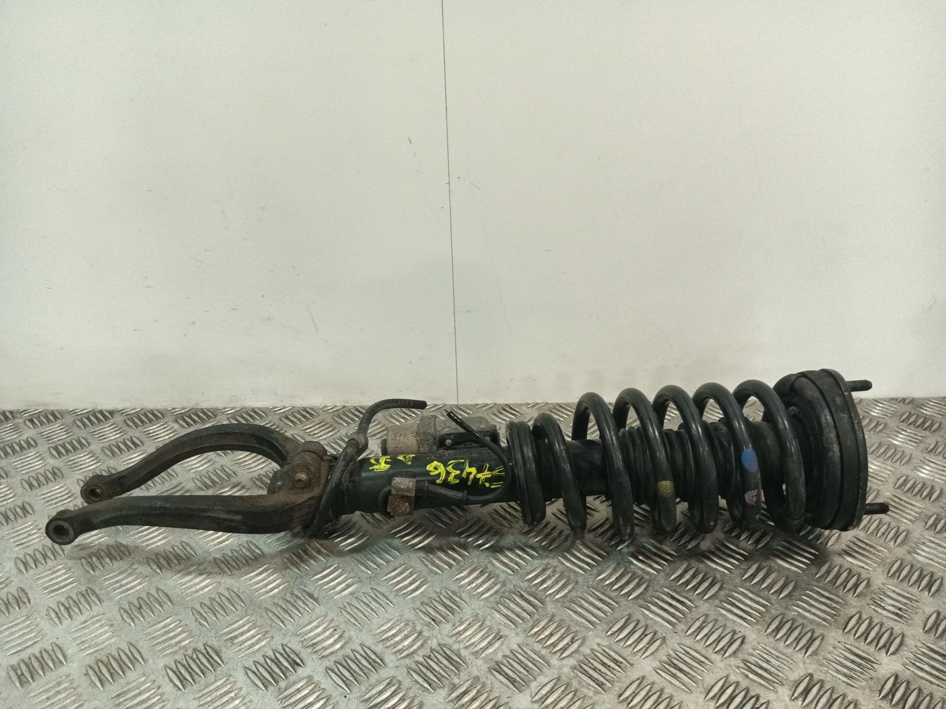 Amortiguador Delantero Izquierdo para Kia Opirus