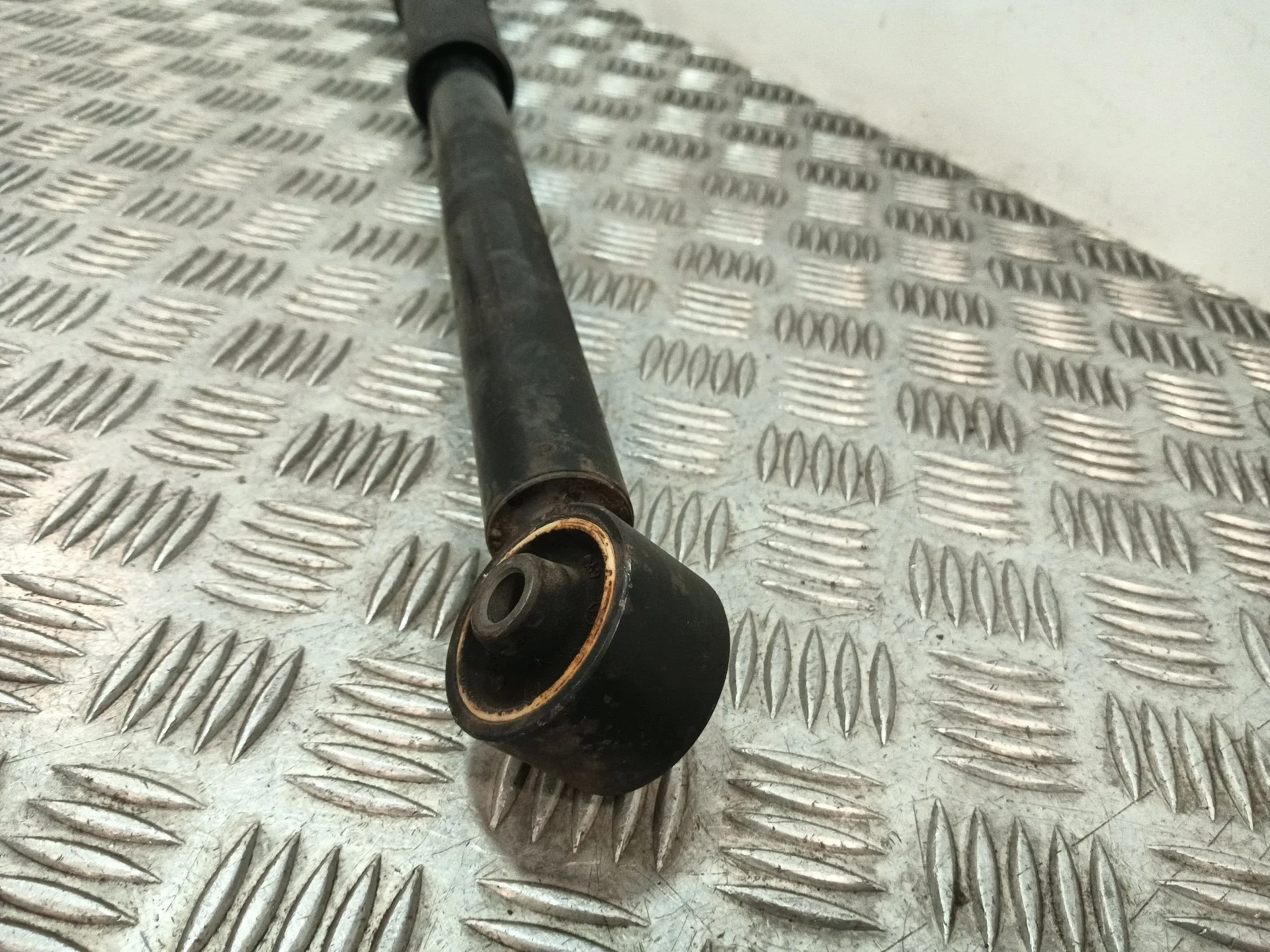 Amortiguador Trasero Izquierdo para Seat Ibiza Iv (6J5, 6P1)