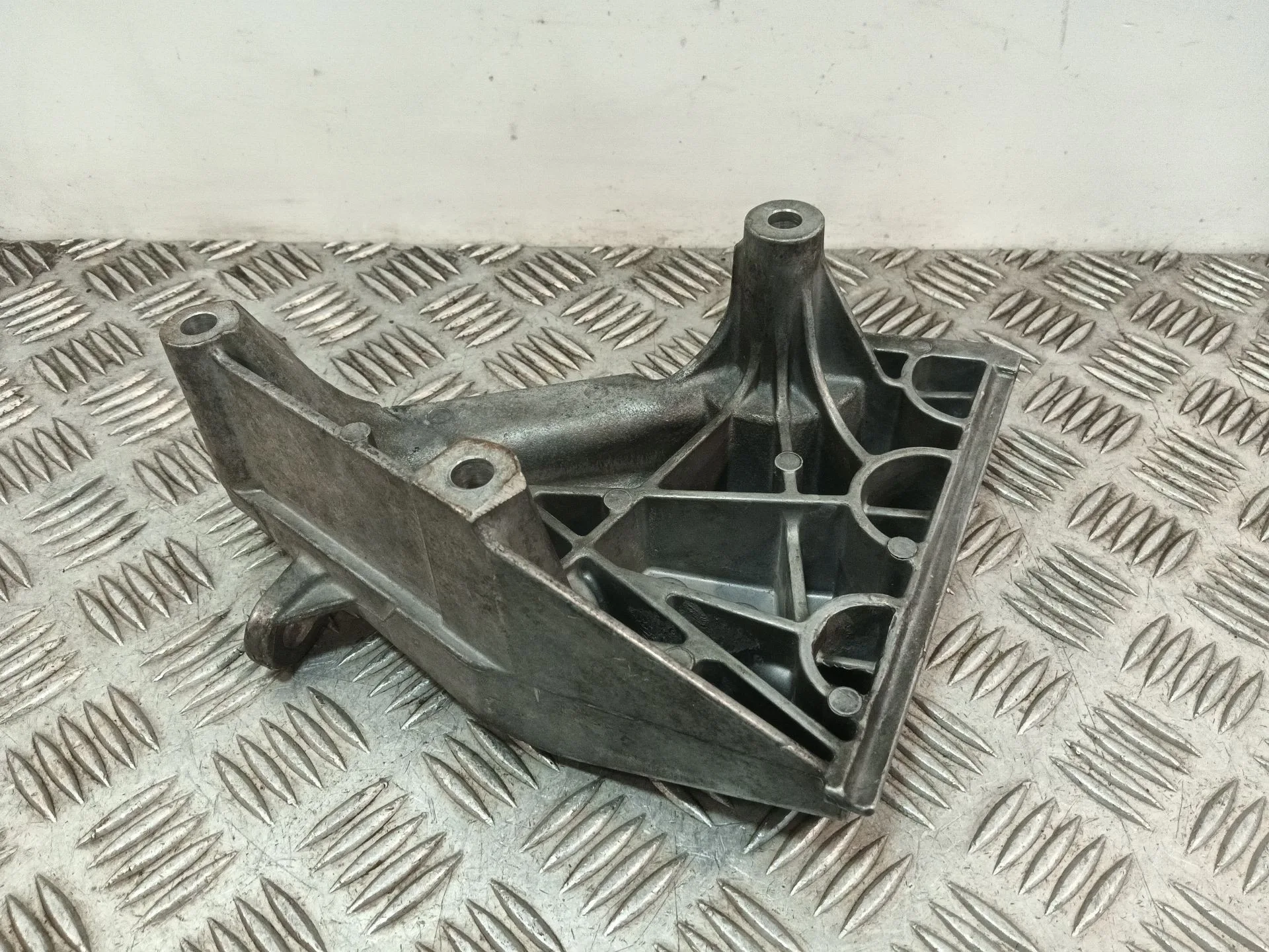 Soporte Motor para Seat Ibiza Iv (6J5, 6P1)