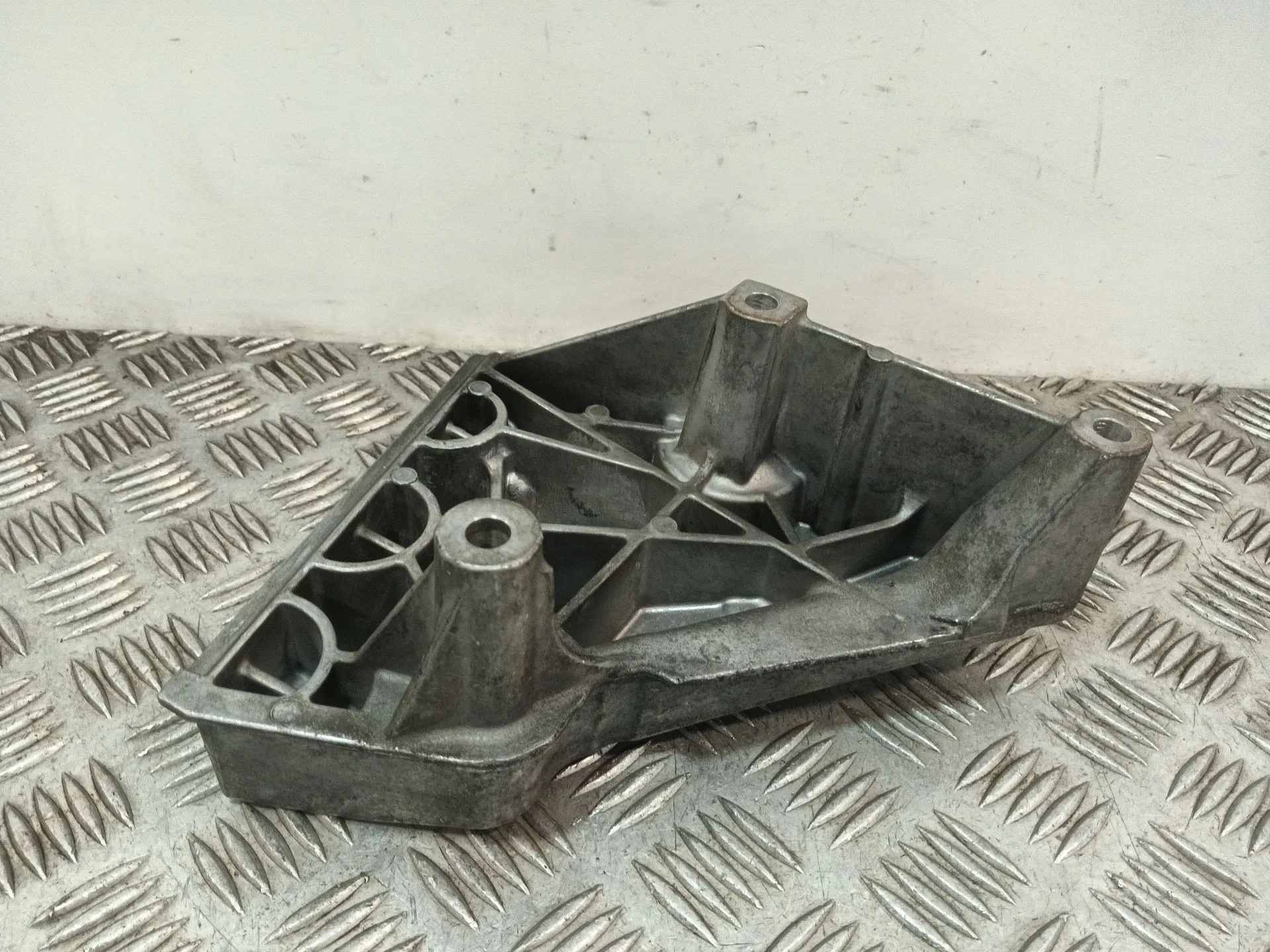 Soporte Motor para Seat Ibiza Iv (6J5, 6P1)