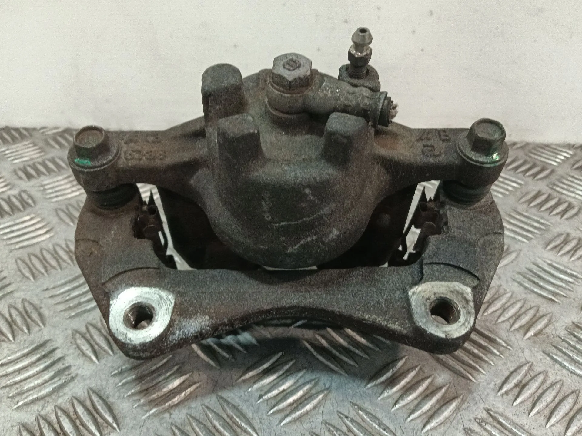 Pinza Freno Delantera Derecha para Mitsubishi Lancer Berlina (Cy0)