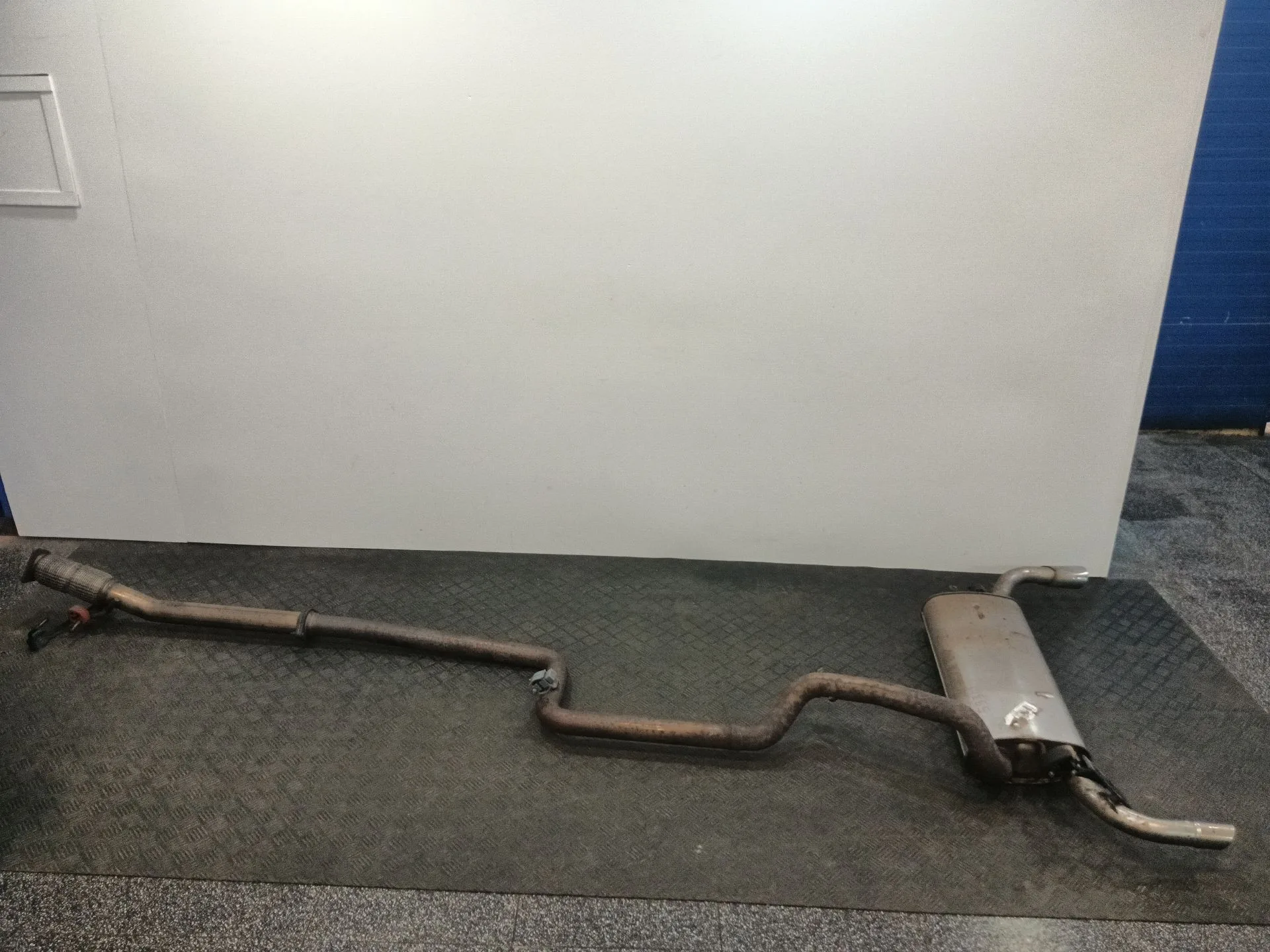 Tubo Escape Completo para Volvo V40 Hatchback (525)