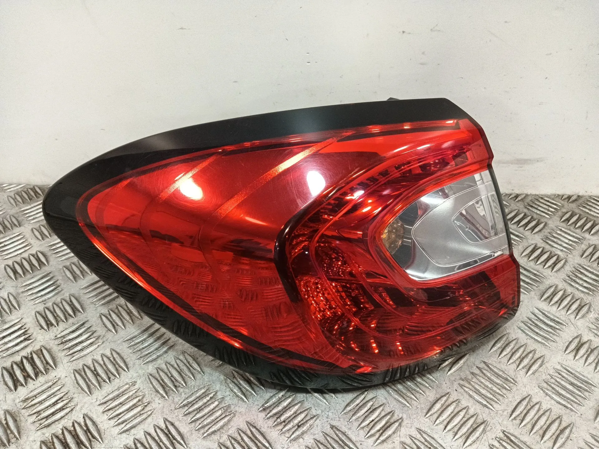 Piloto Trasero Izquierdo para Renault Captur I (J5_, H5_)