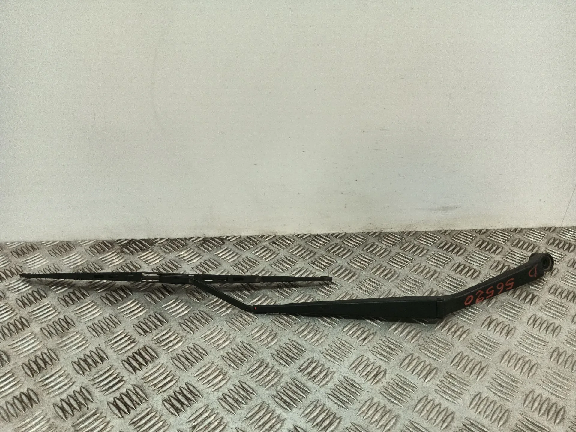 Brazo Limpia Delantero Derecho para Toyota Rav 4 (A2)