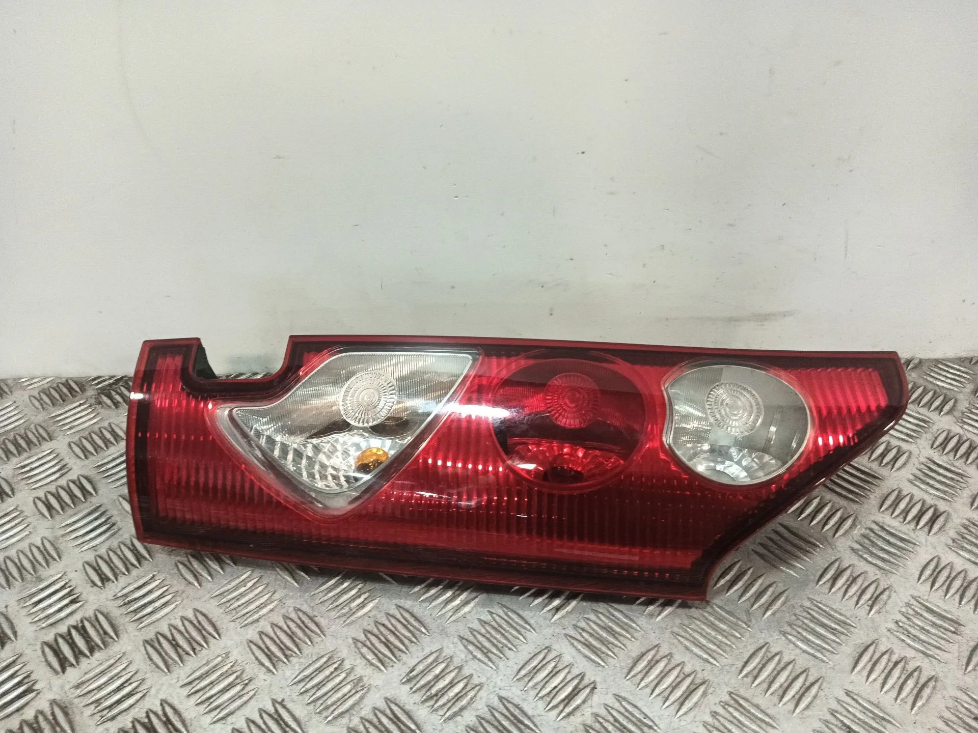 Piloto Trasero Izquierdo para Renault Kangoo / Grand Kangoo Ii (Kw0/1_)