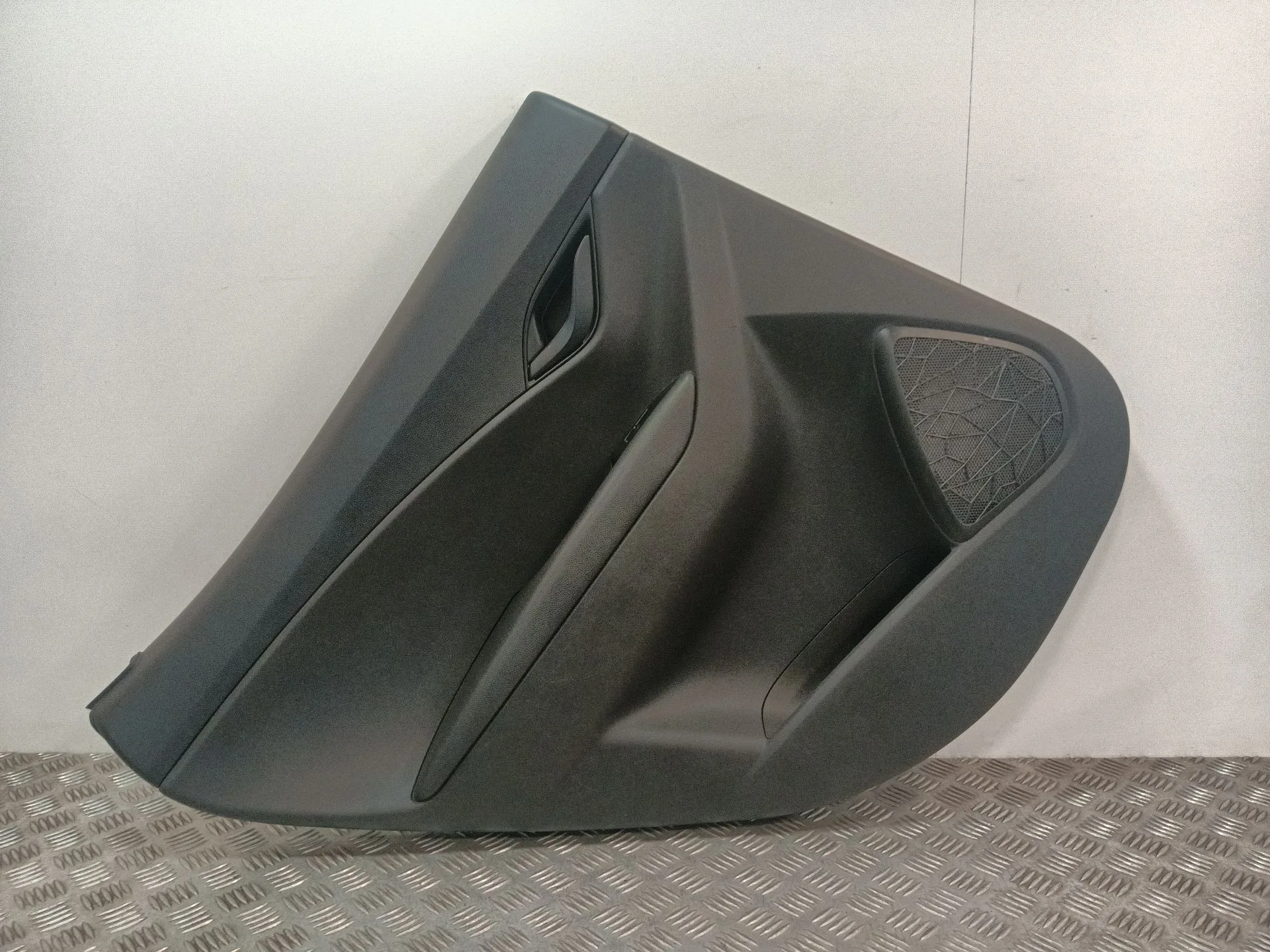 Guarnecido Puerta Trasera Izquierda para Hyundai Ix20 (Jc)