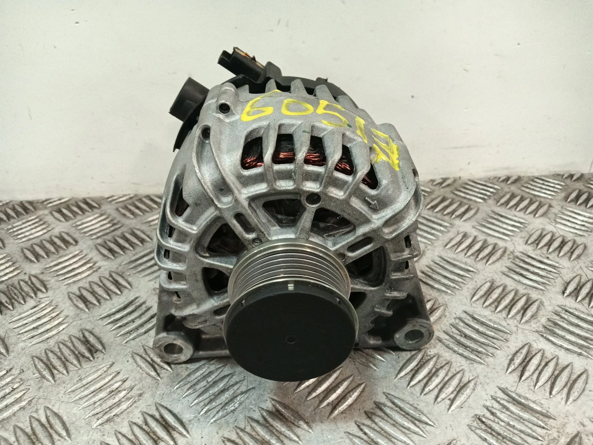 Alternador para Opel Corsa F Xhl Mt6