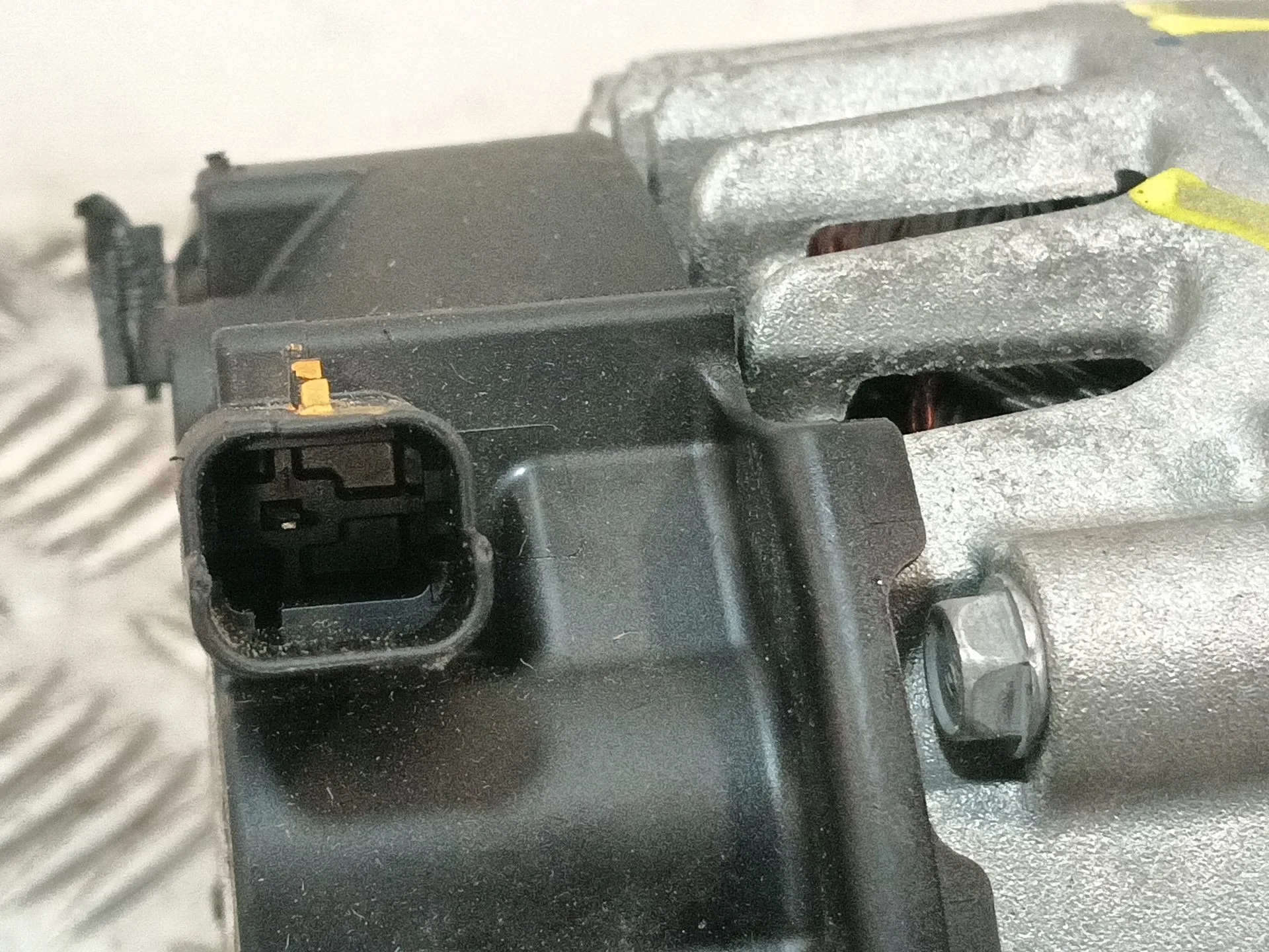 Alternador para Opel Corsa F Xhl Mt6