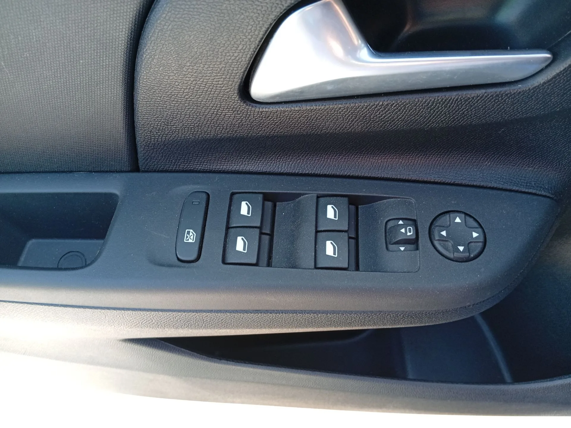 Mando Elevalunas Delantero Izquierdo para Opel Corsa F Xhl Mt6