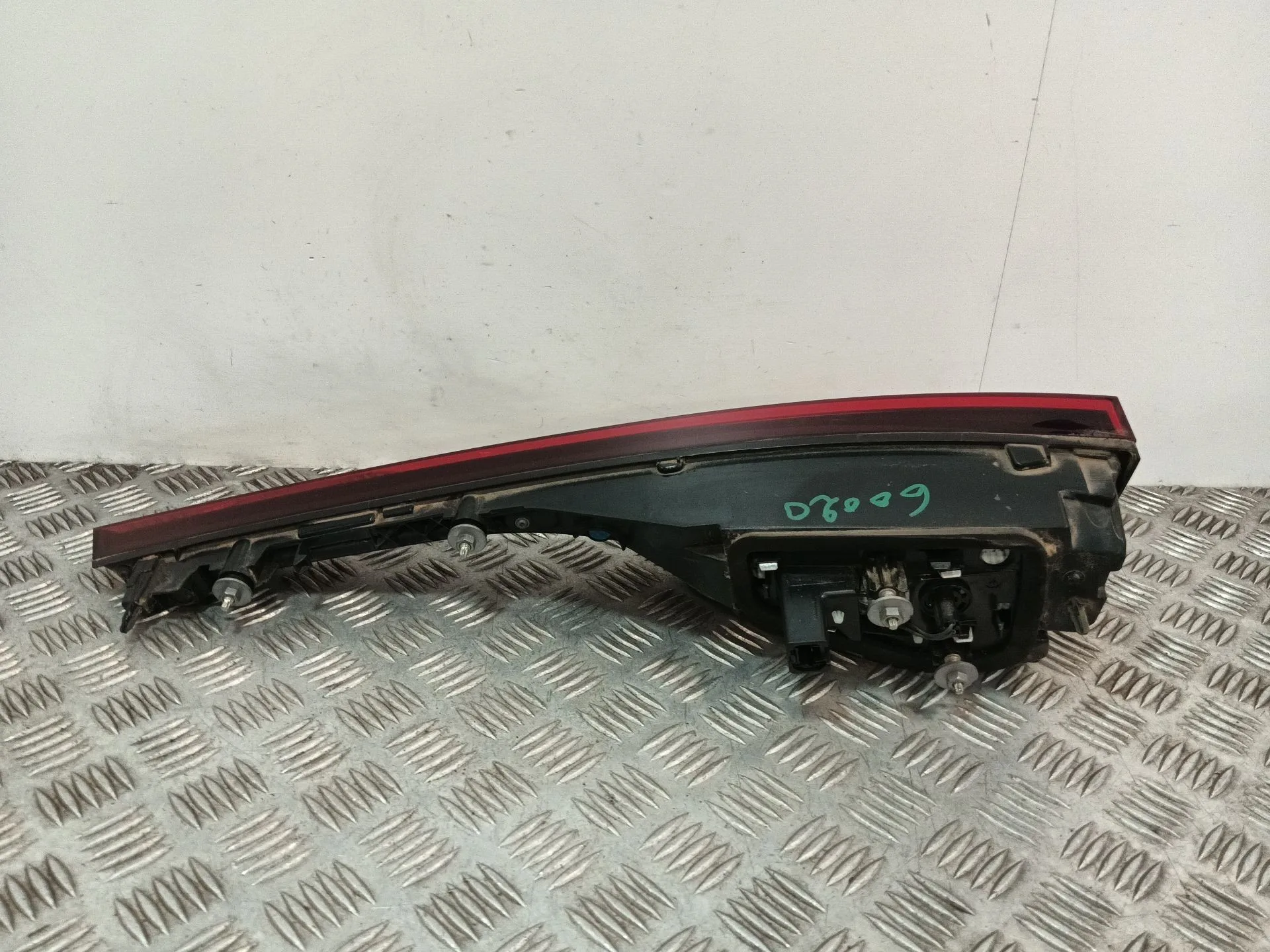 Piloto Trasero Izquierdo Porton para Renault Megane Iv Hatchback (B9A/M/N_)