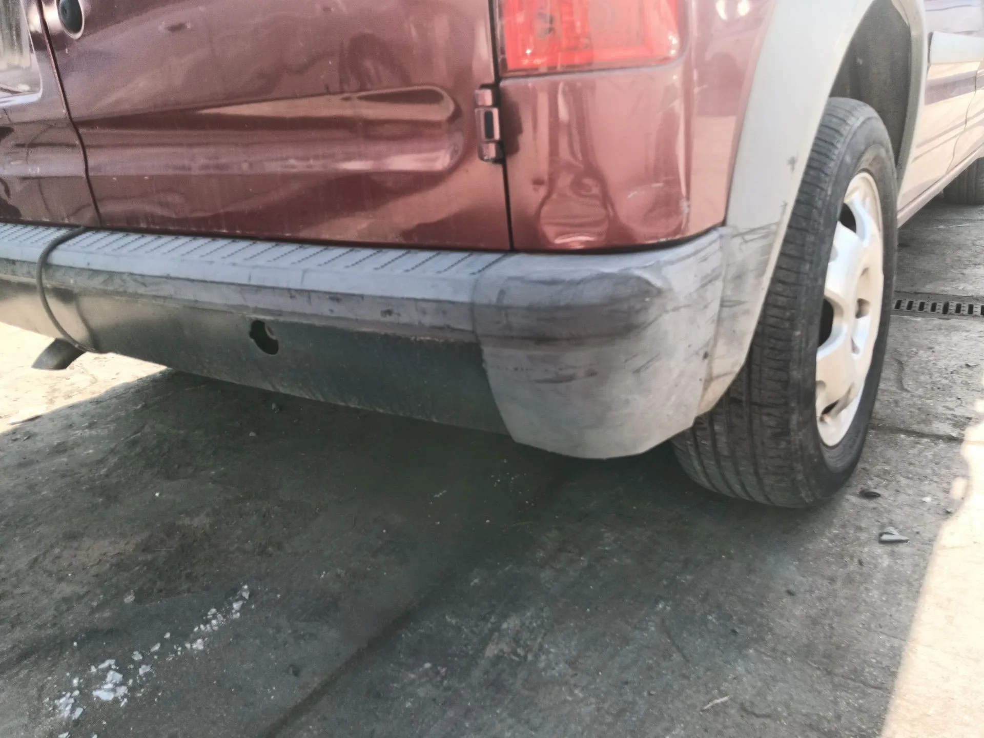 Paragolpes Trasero para Ford Tourneo Connect