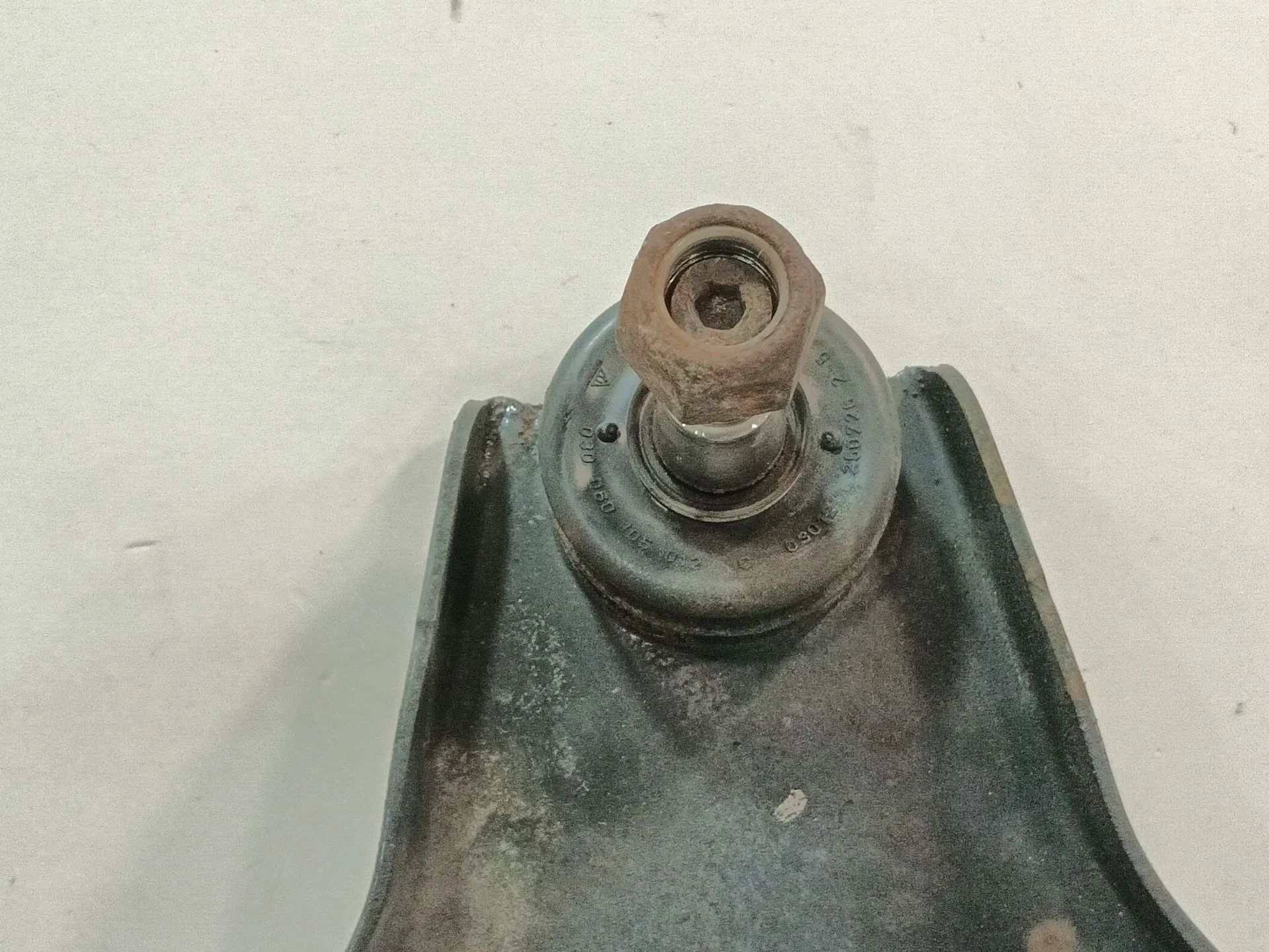 Brazo Suspension Superior Delantero Izquierdo para Iveco Daily Vi Furgoneta