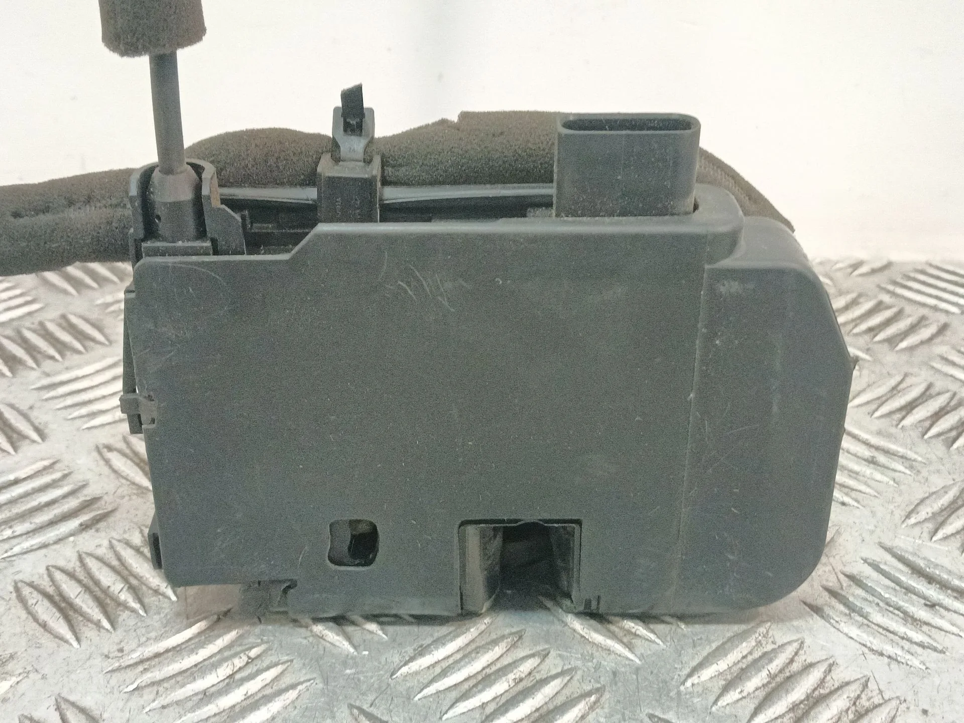 Cerradura Puerta Delantera Derecha para Iveco Daily Vi Furgoneta