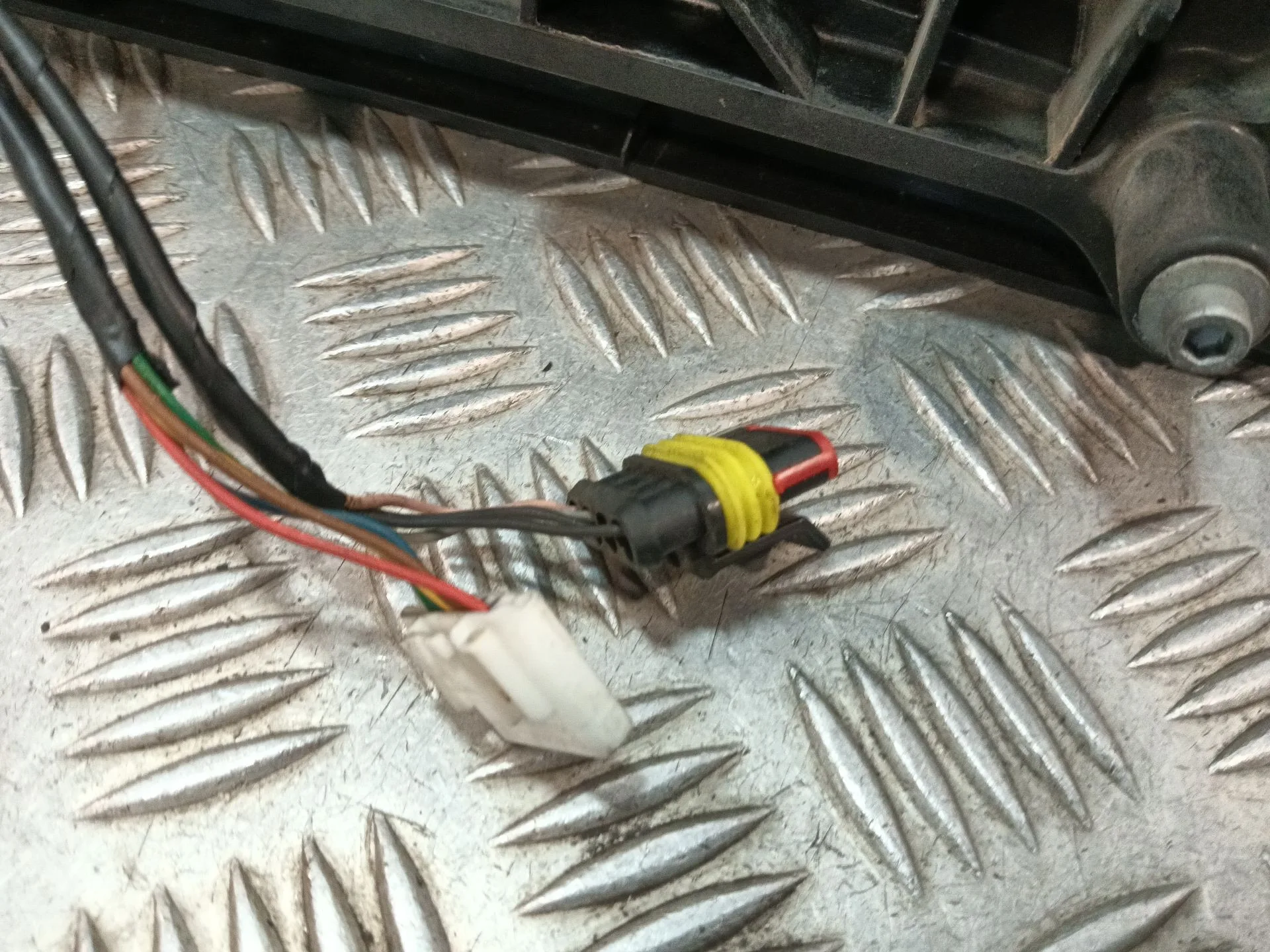 Retrovisor Izquierdo para Iveco Daily Vi Furgoneta