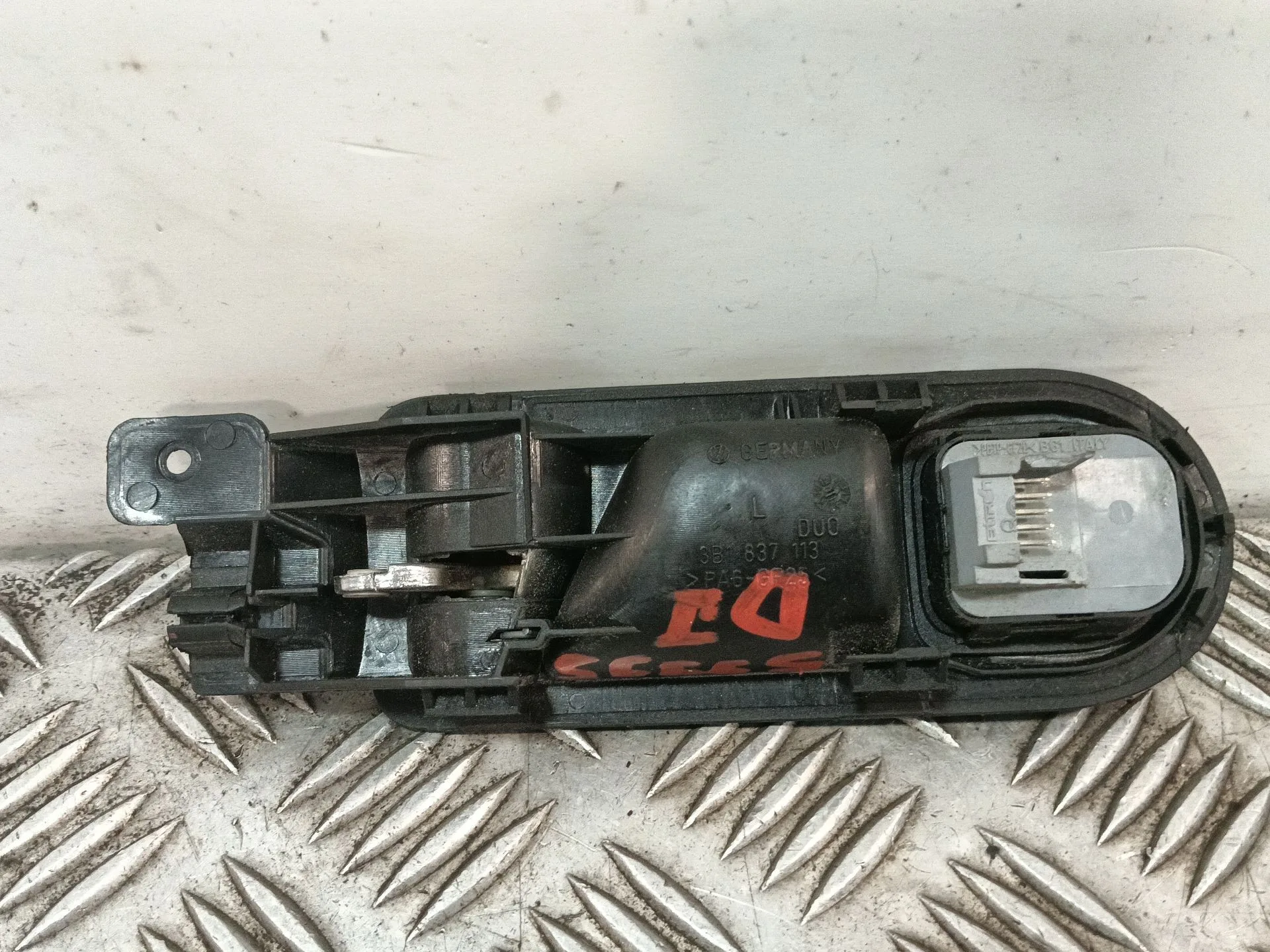 Maneta Interior Delantera Izquierda para Volkswagen Bora I (1J2)