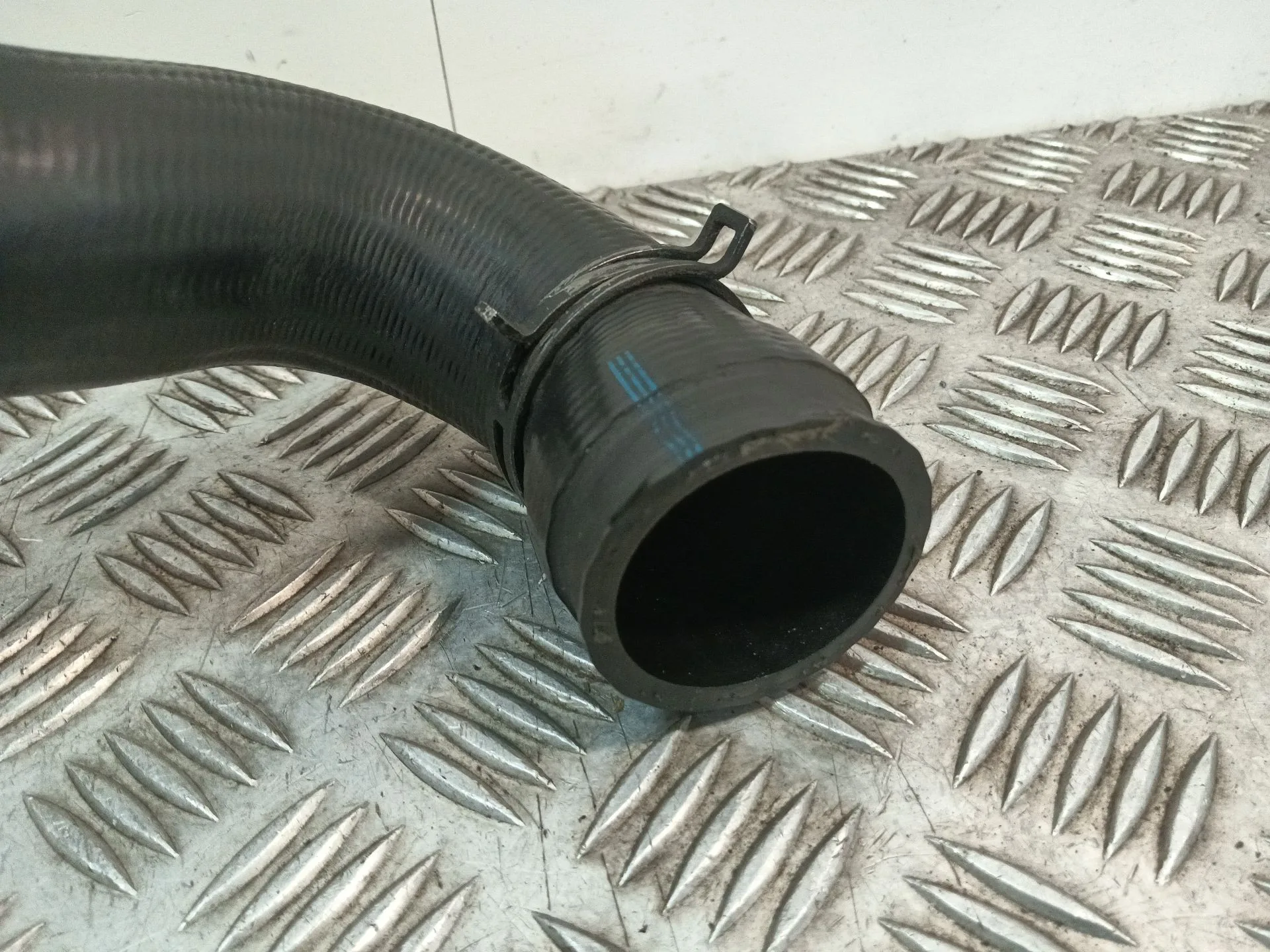 Tubo para Volkswagen Golf Iv (1J1)