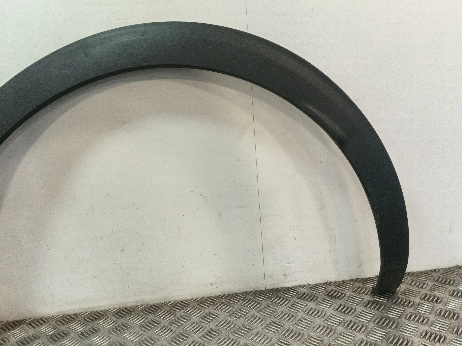 Aletin Trasero Izquierdo para Peugeot 3008 Ii Suv (Mc_, Mr_, Mj_, M4_)
