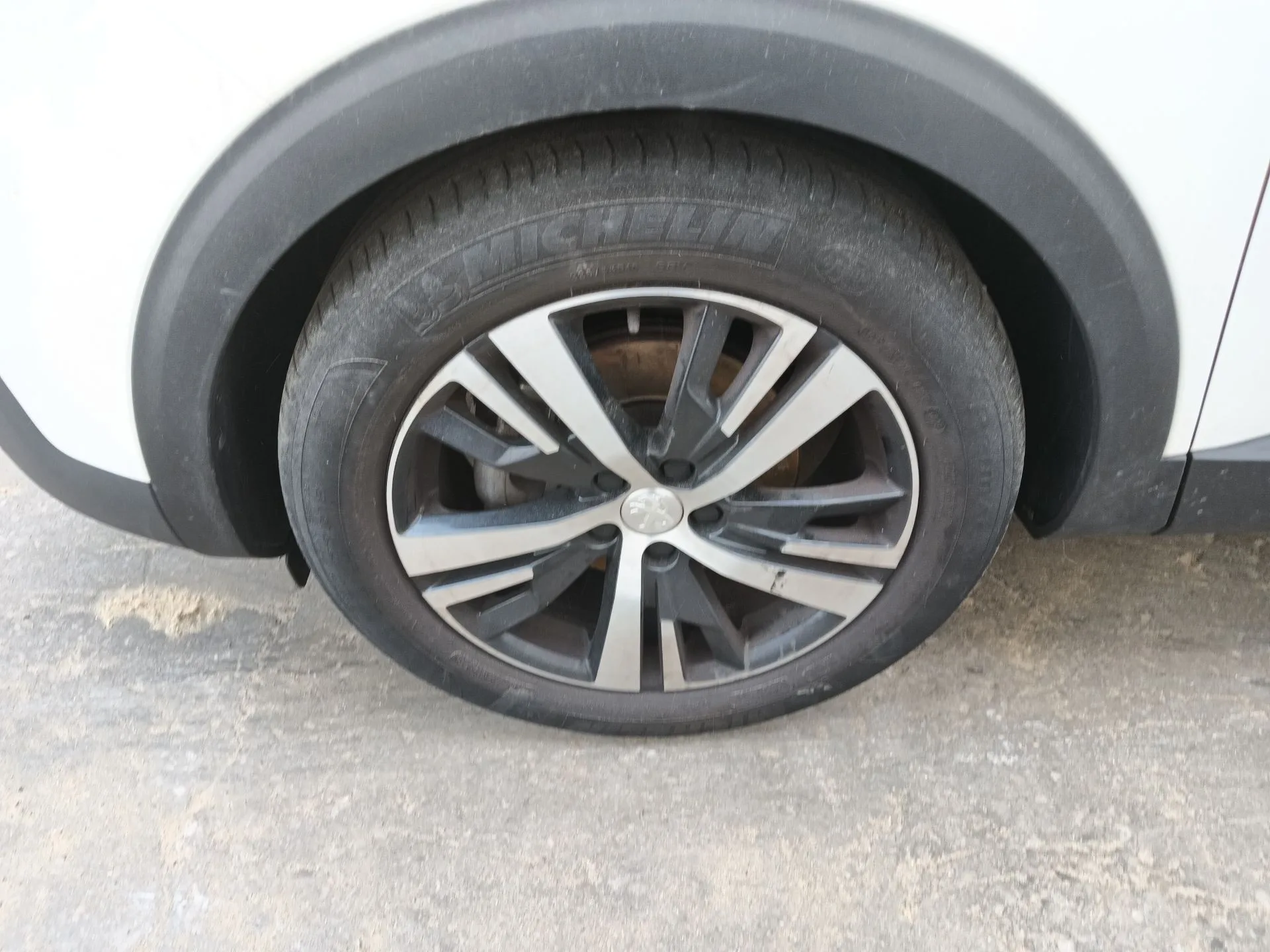 Amortiguador Delantero Izquierdo para Peugeot 3008 Ii Suv (Mc_, Mr_, Mj_, M4_)