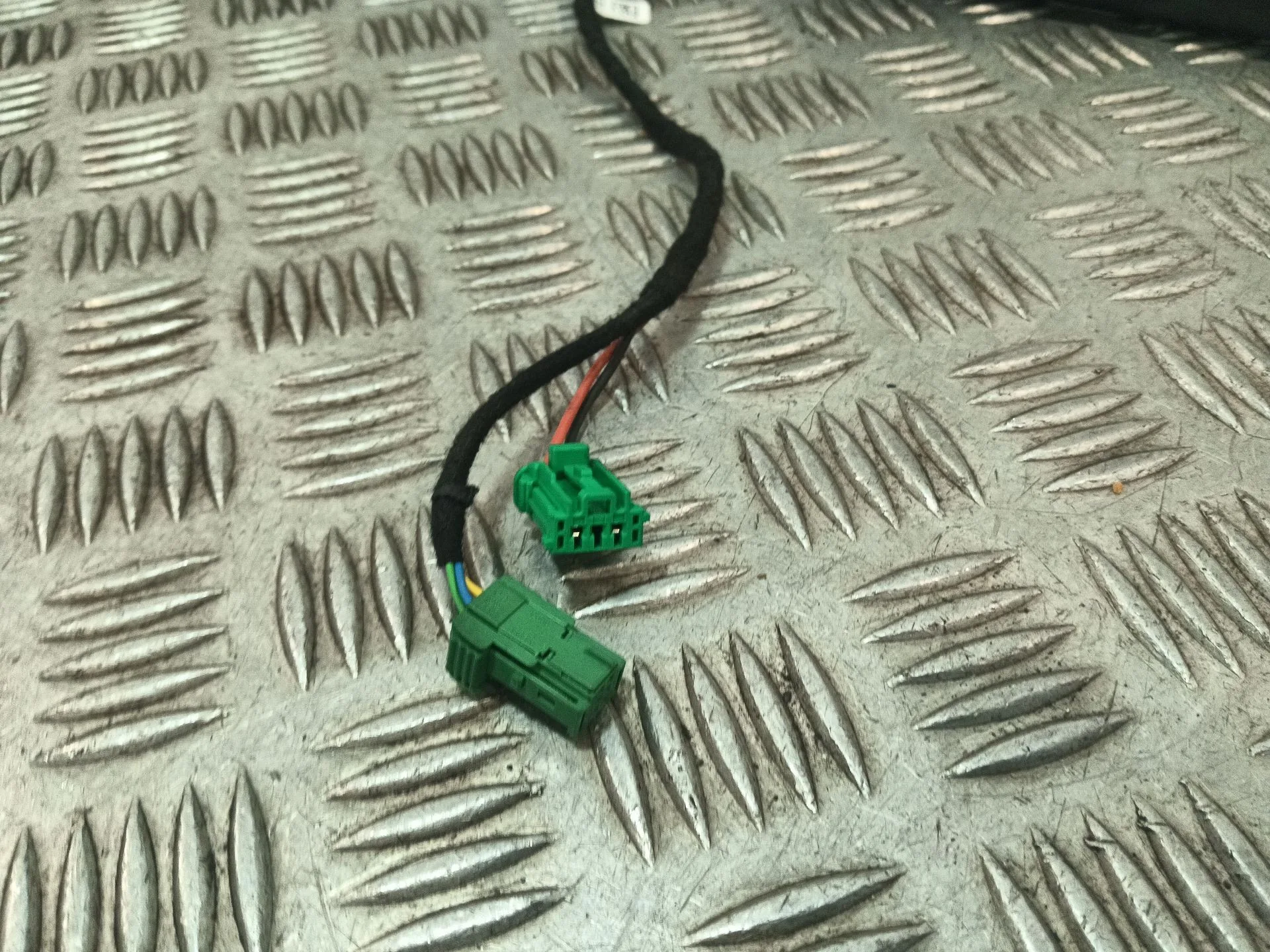 Amortiguador Porton Trasero Derecho para Peugeot 3008 Ii Suv (Mc_, Mr_, Mj_, M4_)