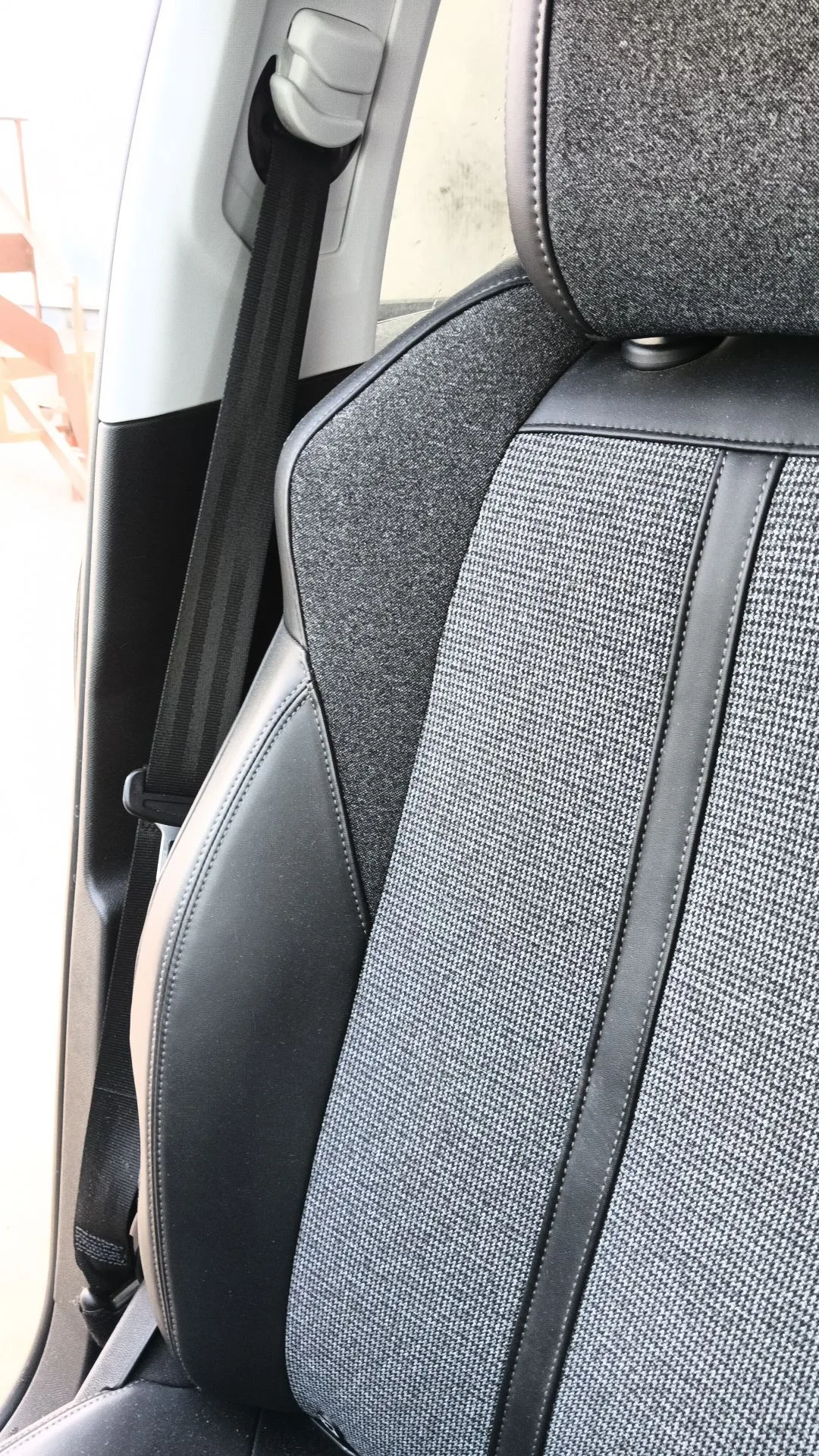 Cinturon Seguridad Delantero Derecho para Peugeot 3008 Ii Suv (Mc_, Mr_, Mj_, M4_)