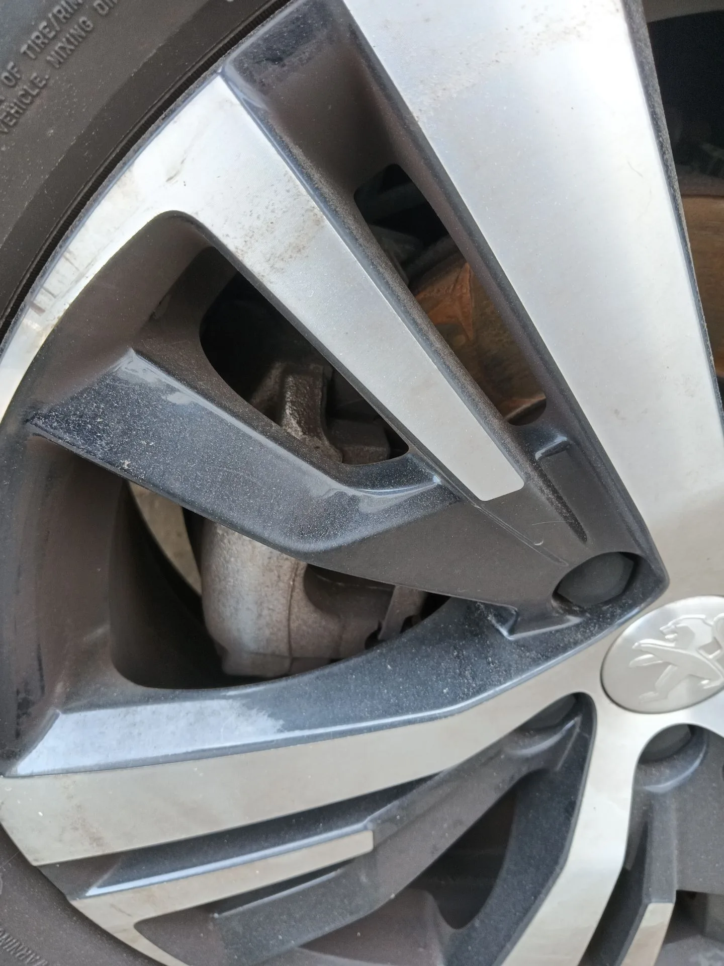 Pinza Freno Delantera Derecha para Peugeot 3008 Ii Suv (Mc_, Mr_, Mj_, M4_)