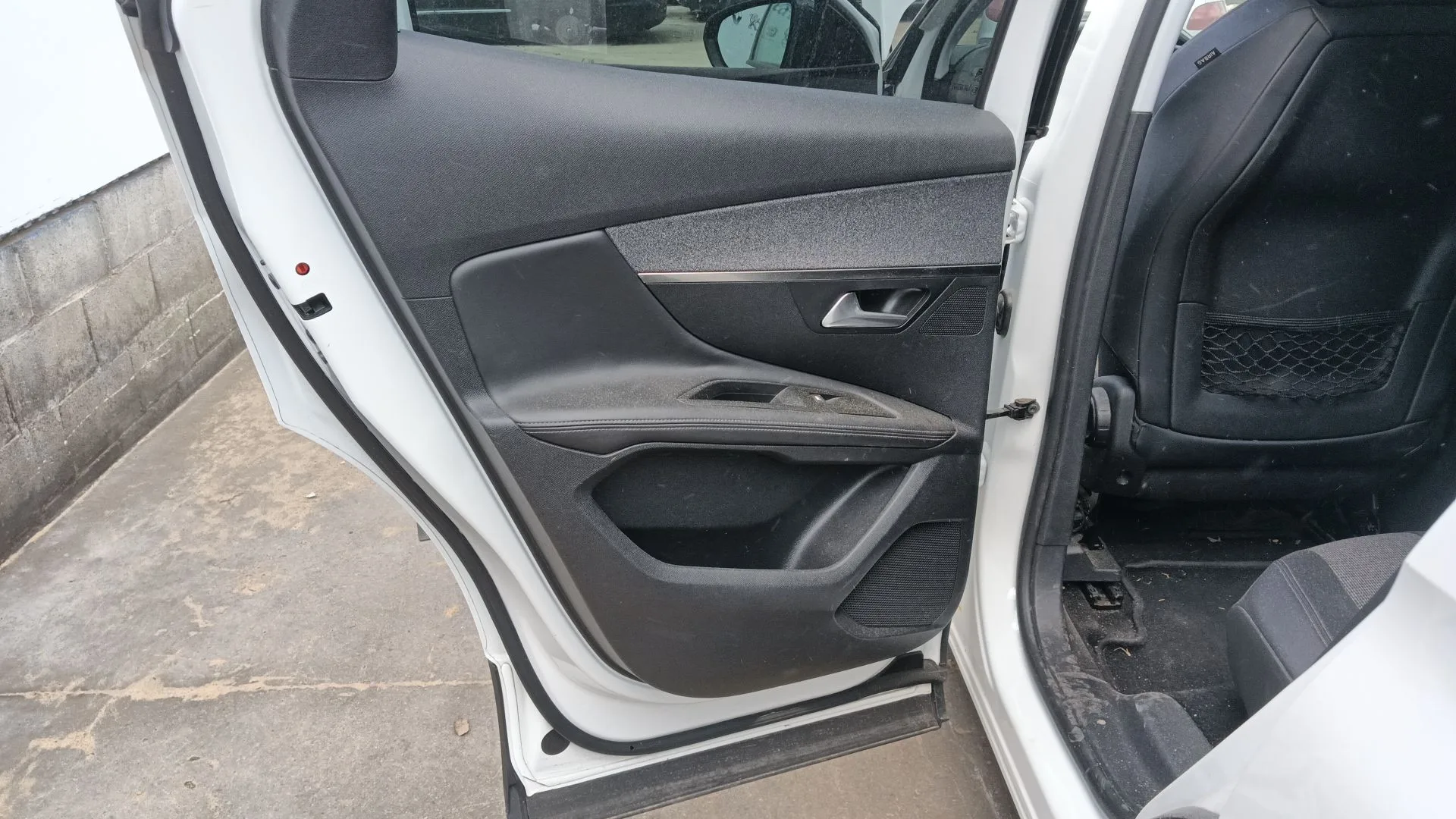 Puerta Trasera Izquierda para Peugeot 3008 Ii Suv (Mc_, Mr_, Mj_, M4_)