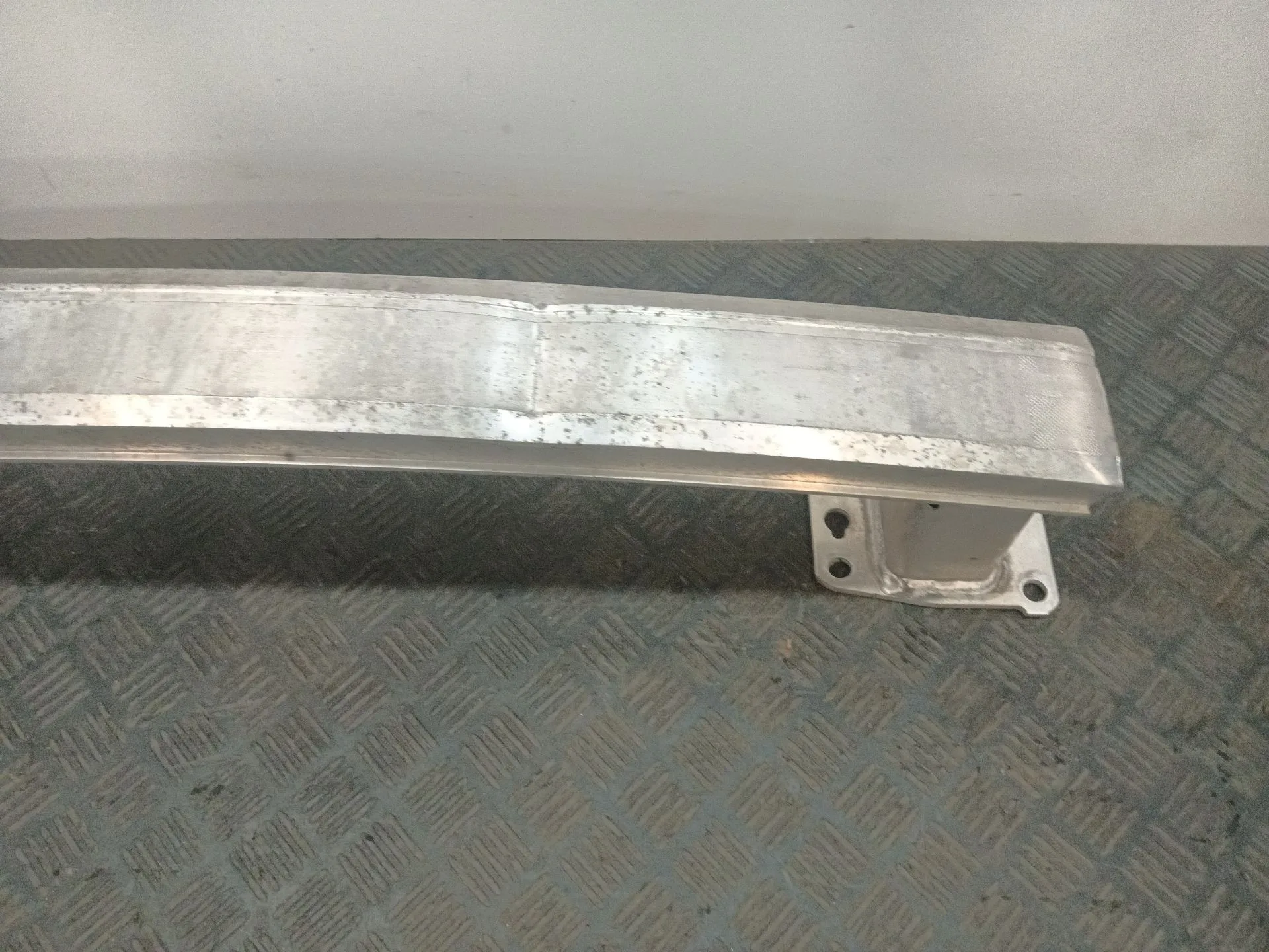 Refuerzo Paragolpes Trasero para Peugeot 3008 Ii Suv (Mc_, Mr_, Mj_, M4_)