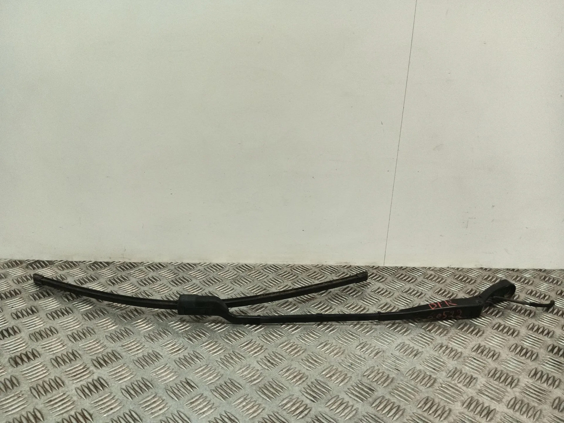 Brazo Limpia Delantero Derecho para Peugeot 3008 Ii Suv (Mc_, Mr_, Mj_, M4_)