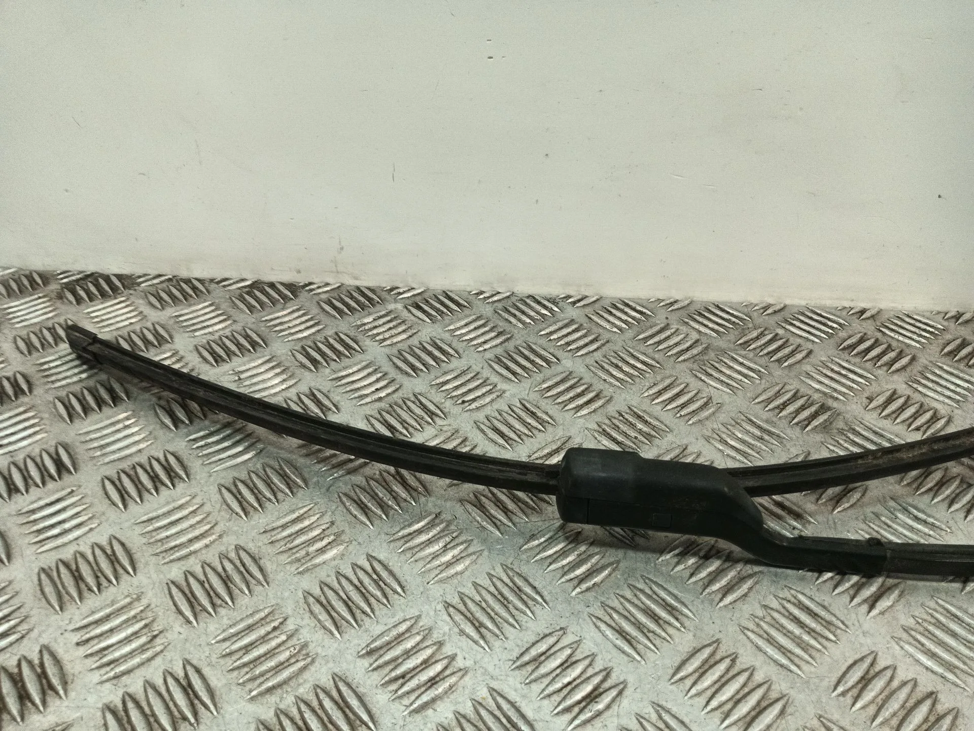 Brazo Limpia Delantero Derecho para Peugeot 3008 Ii Suv (Mc_, Mr_, Mj_, M4_)