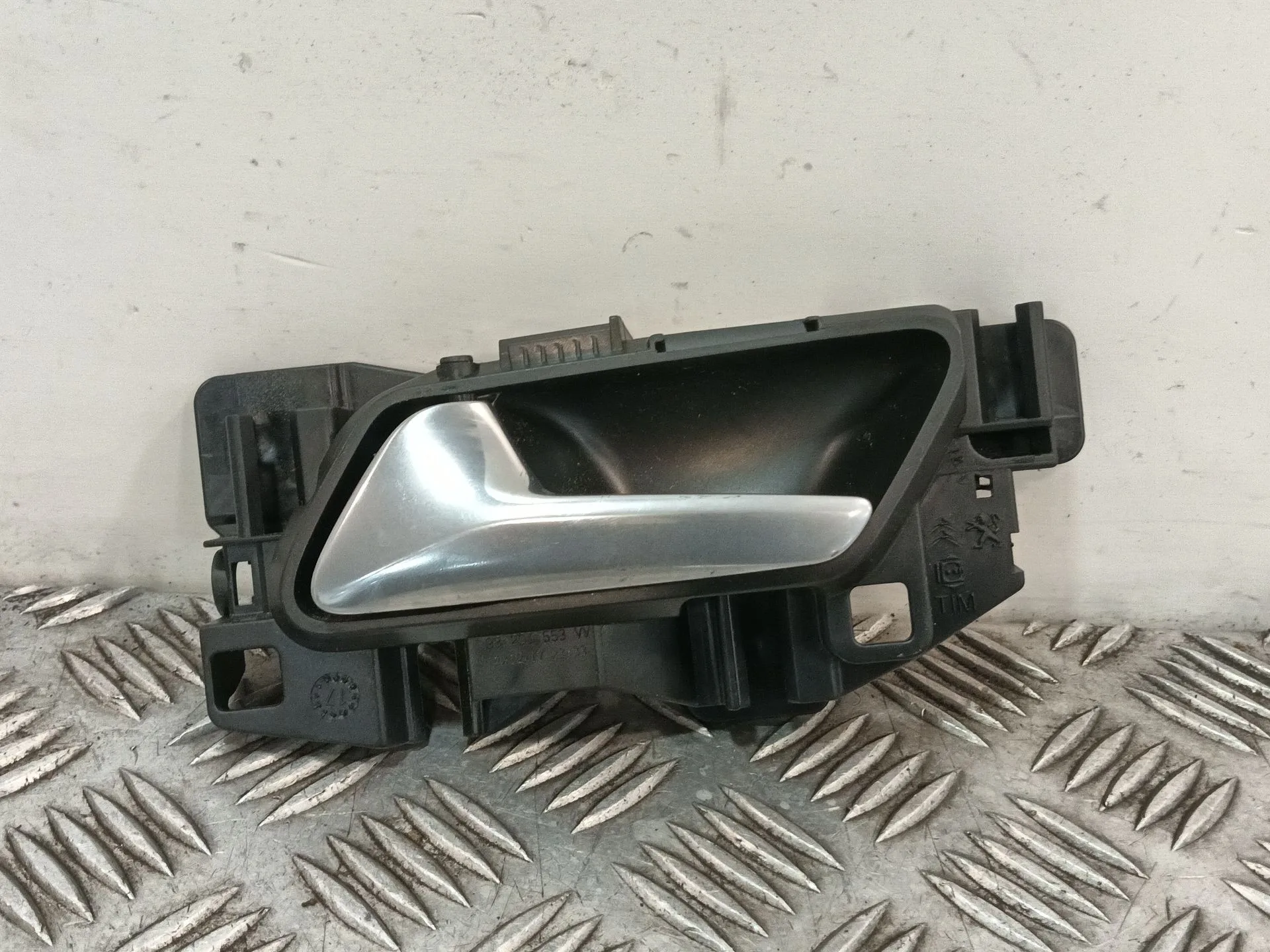 Maneta Interior Delantera Izquierda para Peugeot 3008 Ii Suv (Mc_, Mr_, Mj_, M4_)