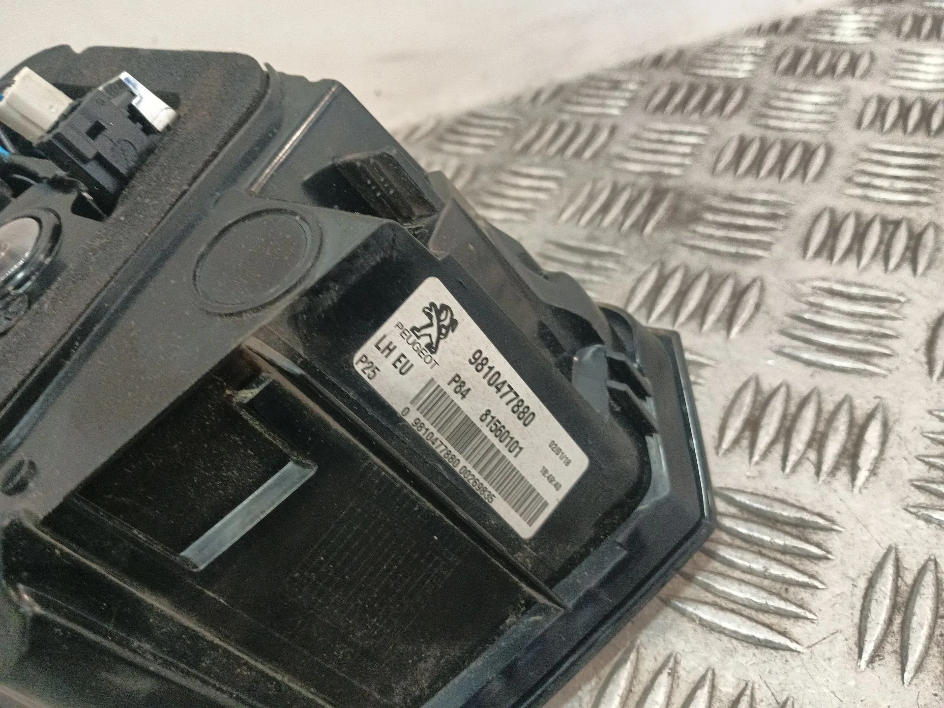 Piloto Trasero Izquierdo Interior para Peugeot 3008 Ii Suv (Mc_, Mr_, Mj_, M4_)