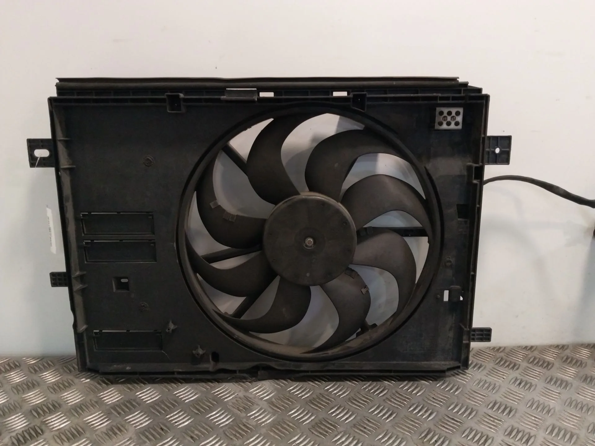 Electroventilador para Peugeot 3008 Ii Suv (Mc_, Mr_, Mj_, M4_)