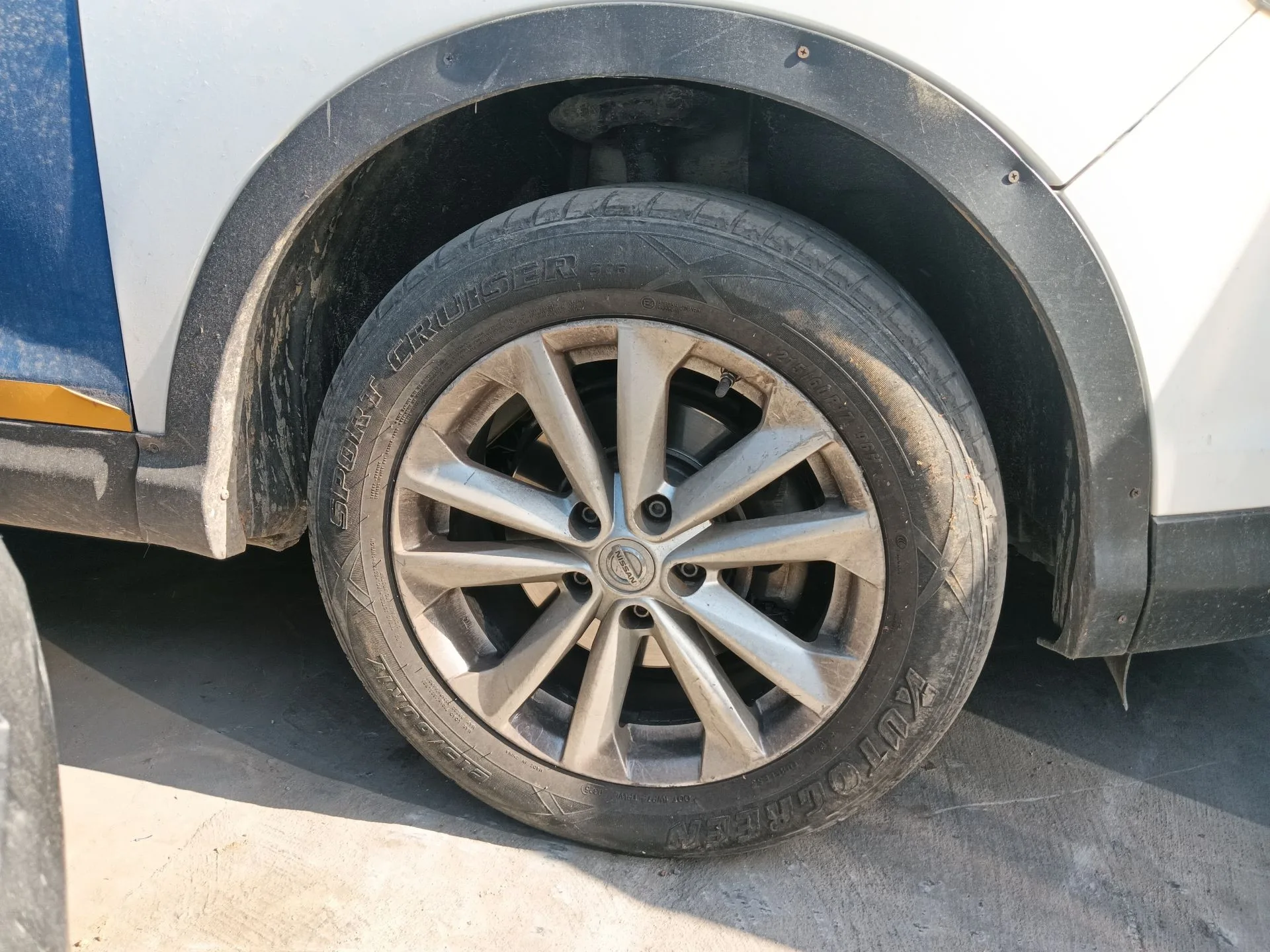 Brazo Suspension Inferior Delantero Derecho para Nissan Qashqai Ii (J11, J11_)