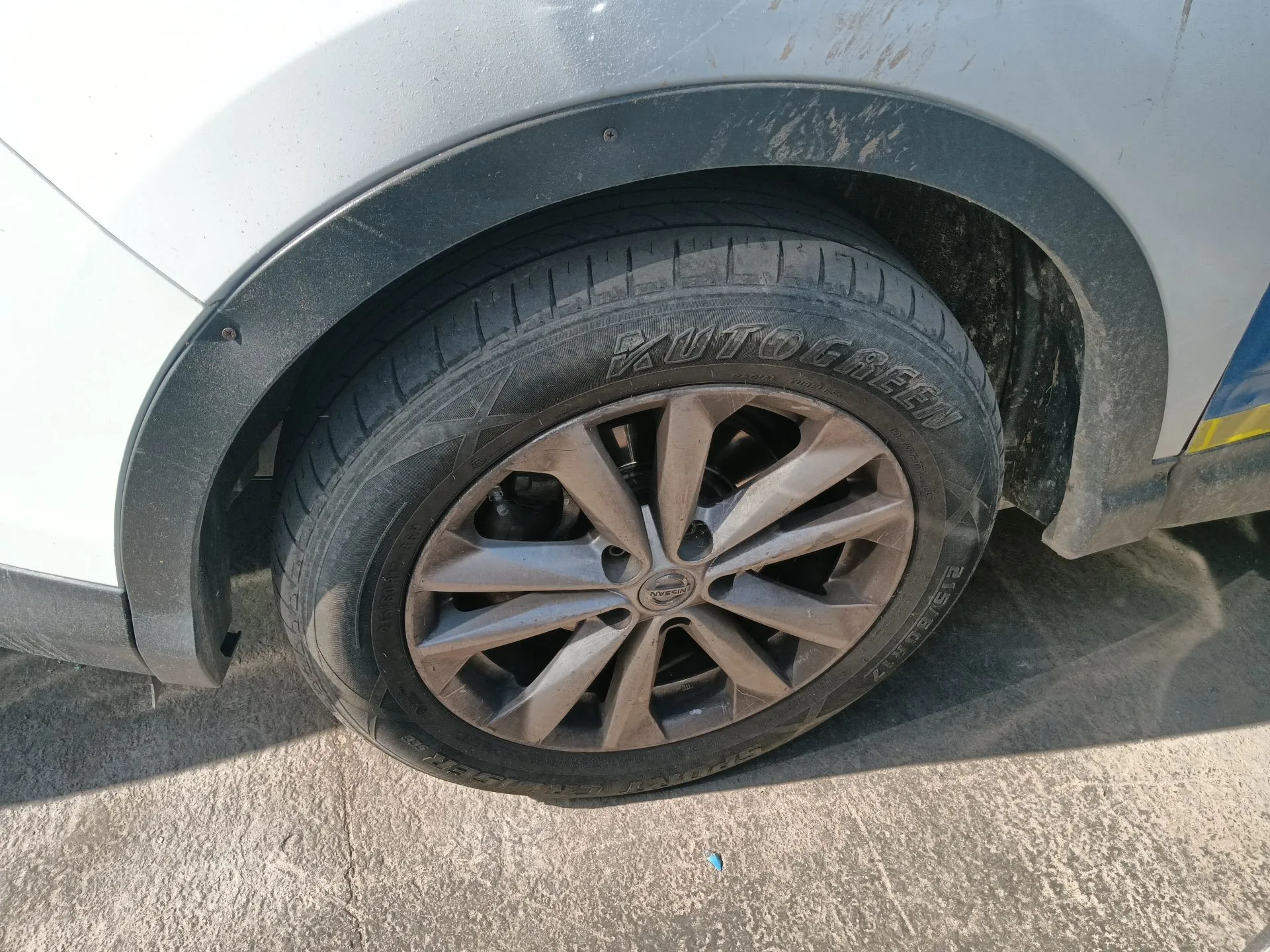 Brazo Suspension Inferior Delantero Izquierdo para Nissan Qashqai Ii (J11, J11_)