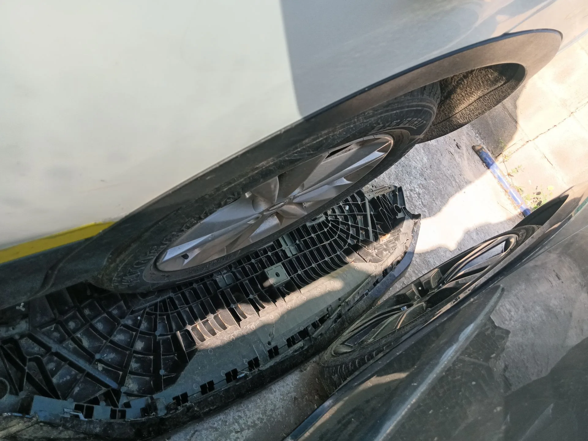 Brazo Suspension Inferior Trasero Izquierdo para Nissan Qashqai Ii (J11, J11_)