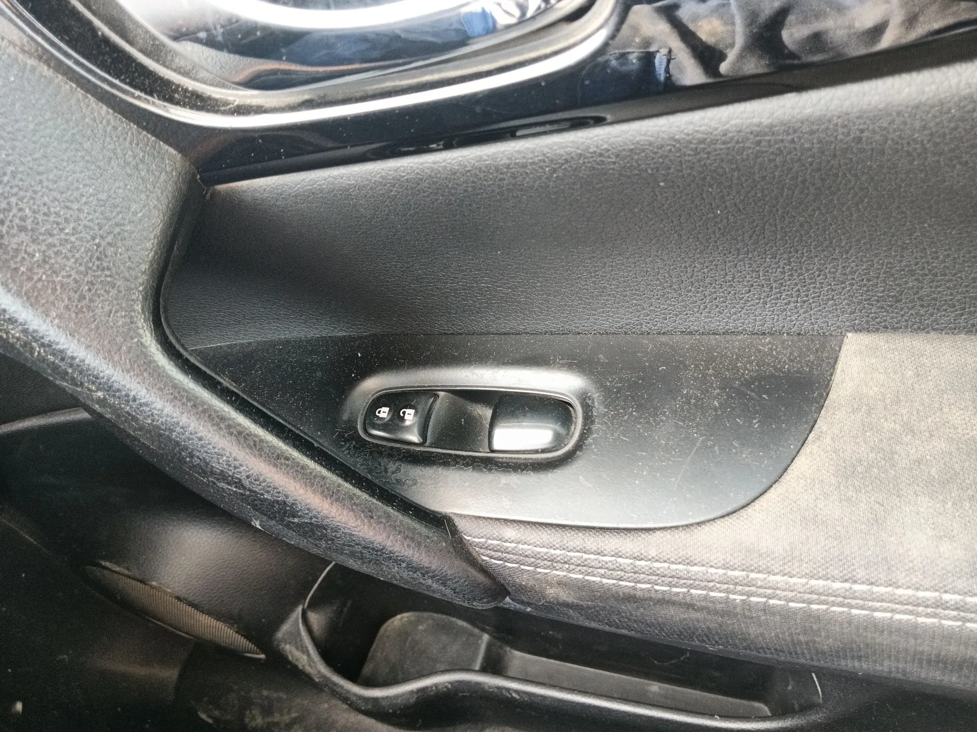 Mando Elevalunas Delantero Derecho para Nissan Qashqai Ii (J11, J11_)