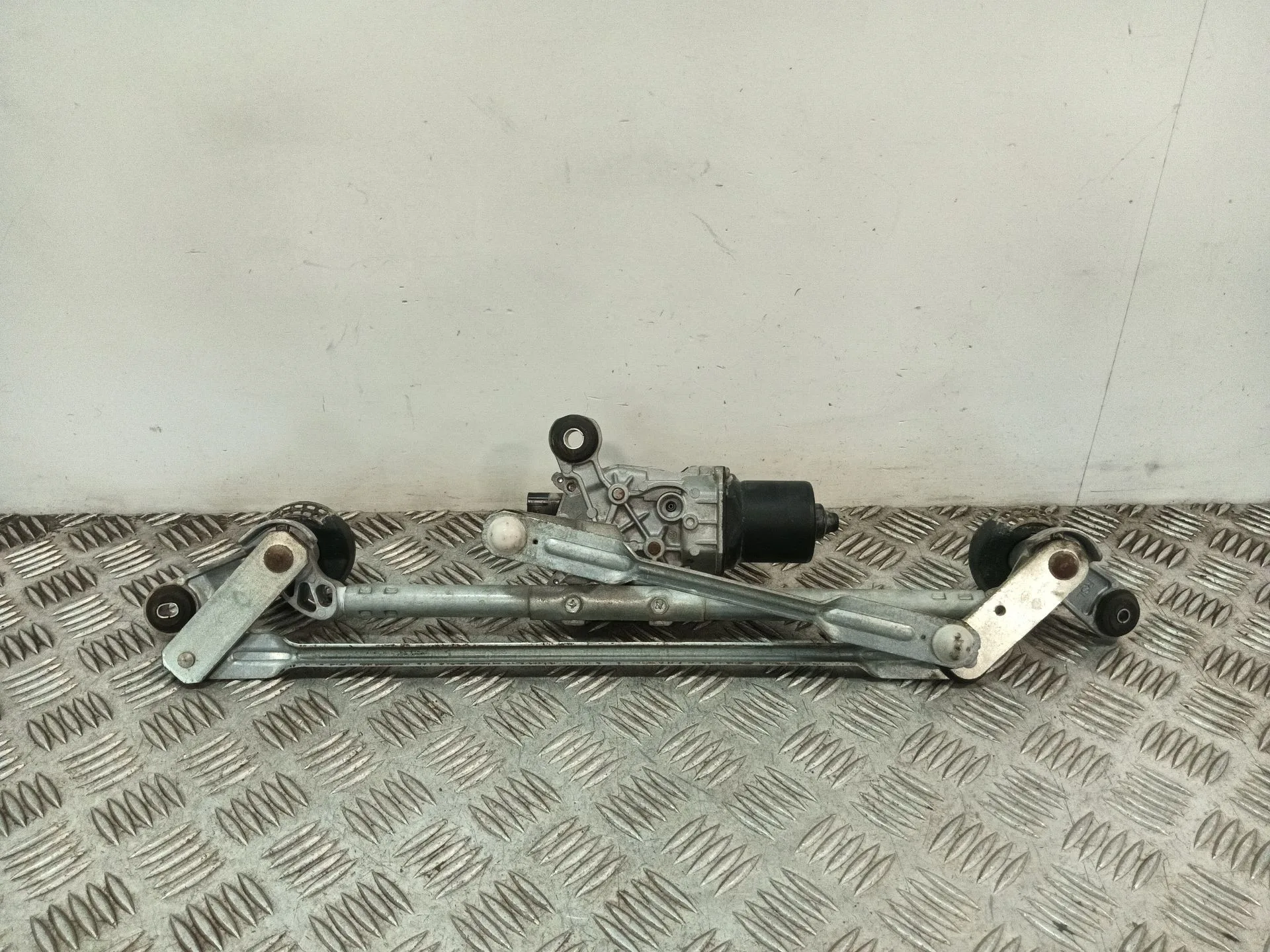 Motor Limpia Delantero para Nissan Qashqai Ii (J11, J11_)