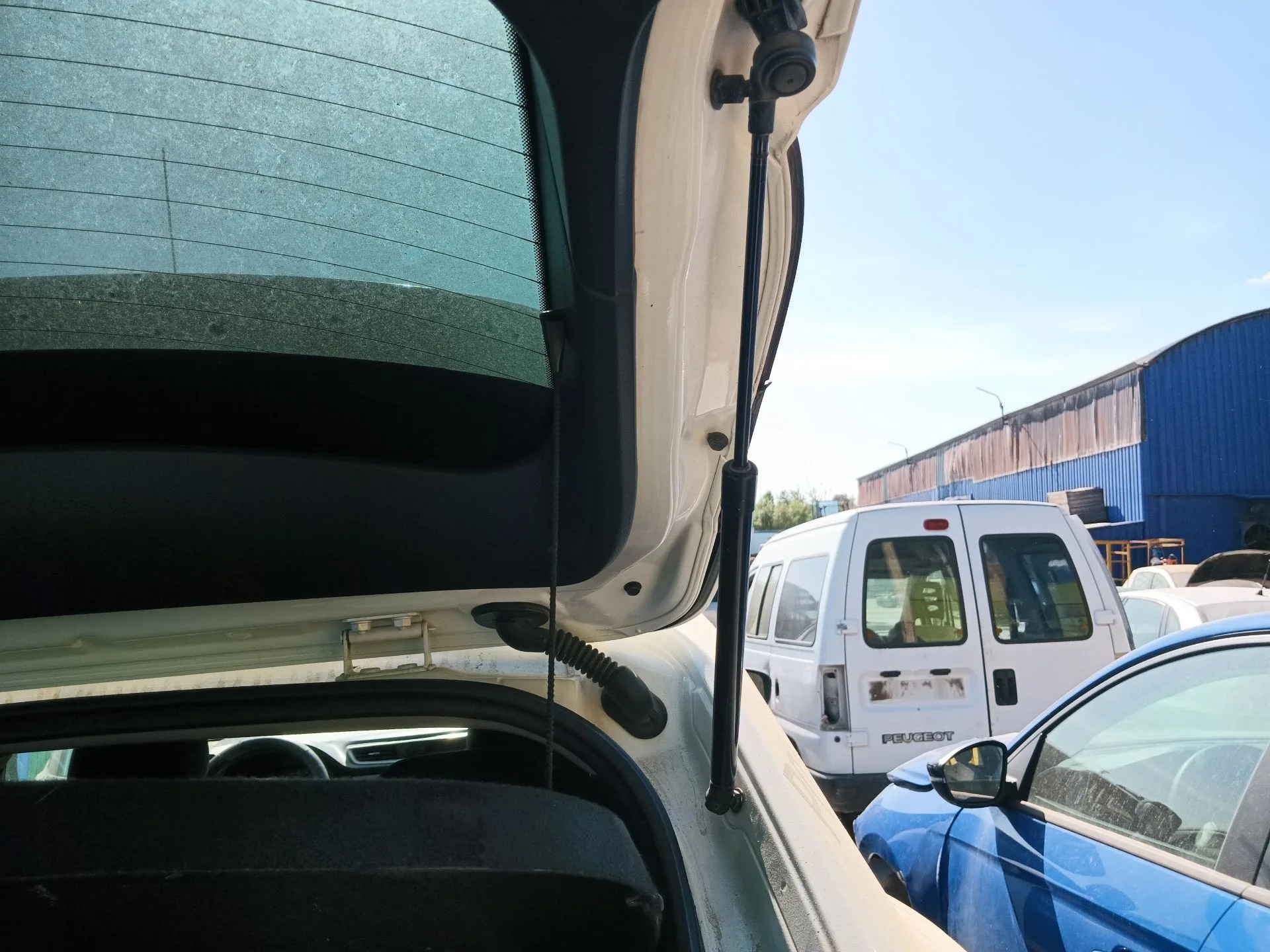 Amortiguador Porton Trasero Derecho para Nissan Qashqai Ii (J11, J11_)