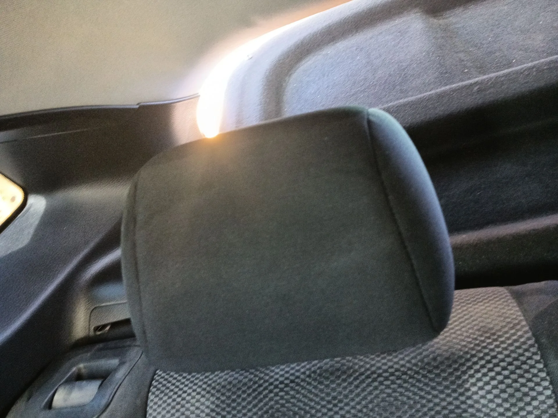 Reposacabezas Trasero Derecho para Nissan Qashqai Ii (J11, J11_)