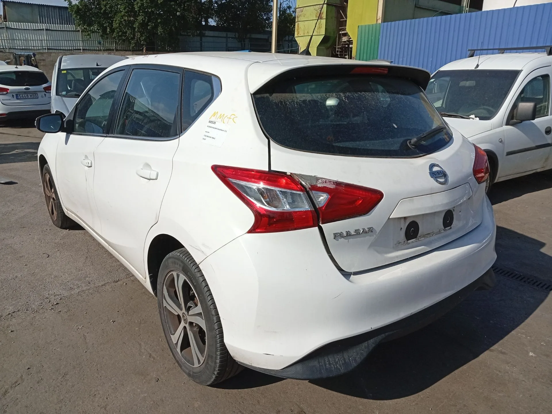 Amortiguador Trasero Izquierdo para Nissan Pulsar Hatchback (C13)