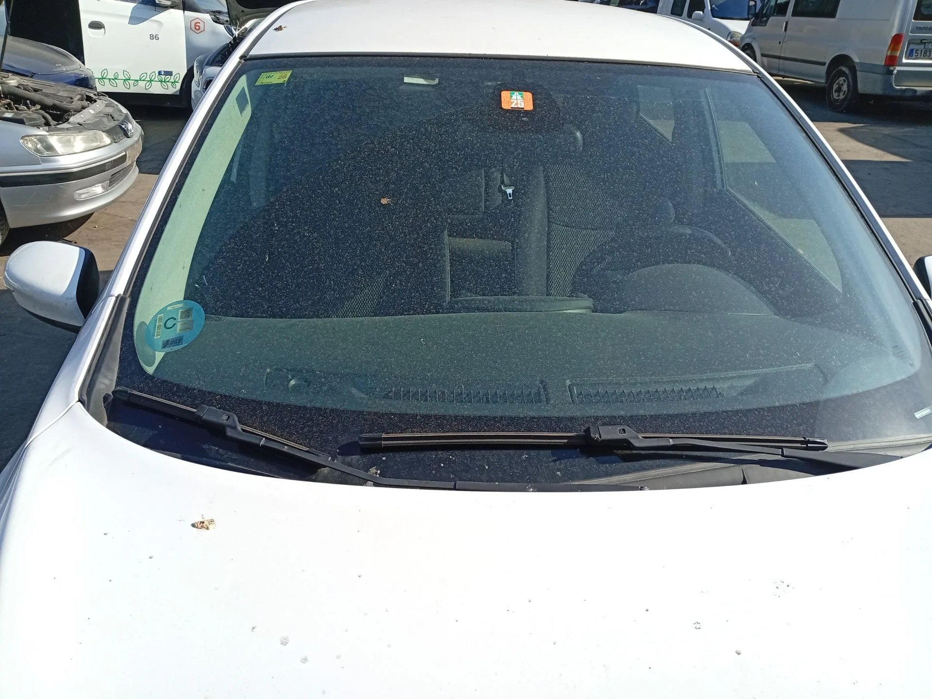 Brazo Limpia Delantero Izquierdo para Nissan Pulsar Hatchback (C13)